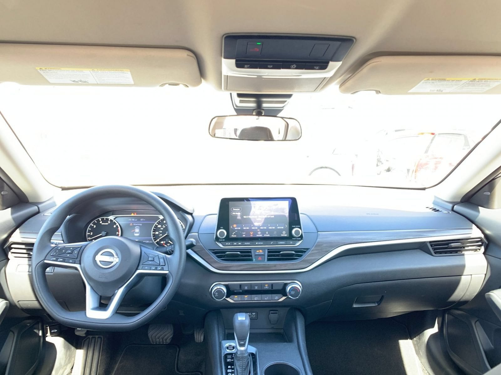 Thumbnail: 2025 Nissan Altima - 33