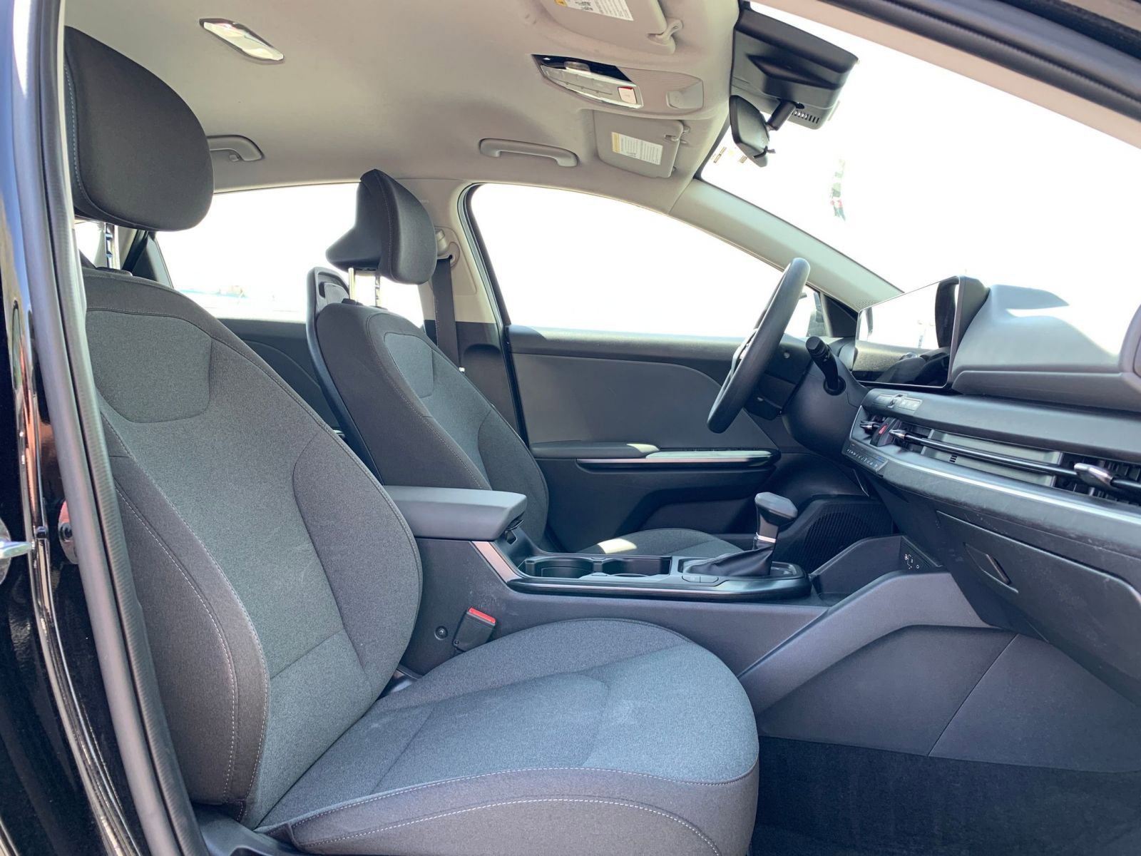 Thumbnail: 2025 Kia K4 - 35