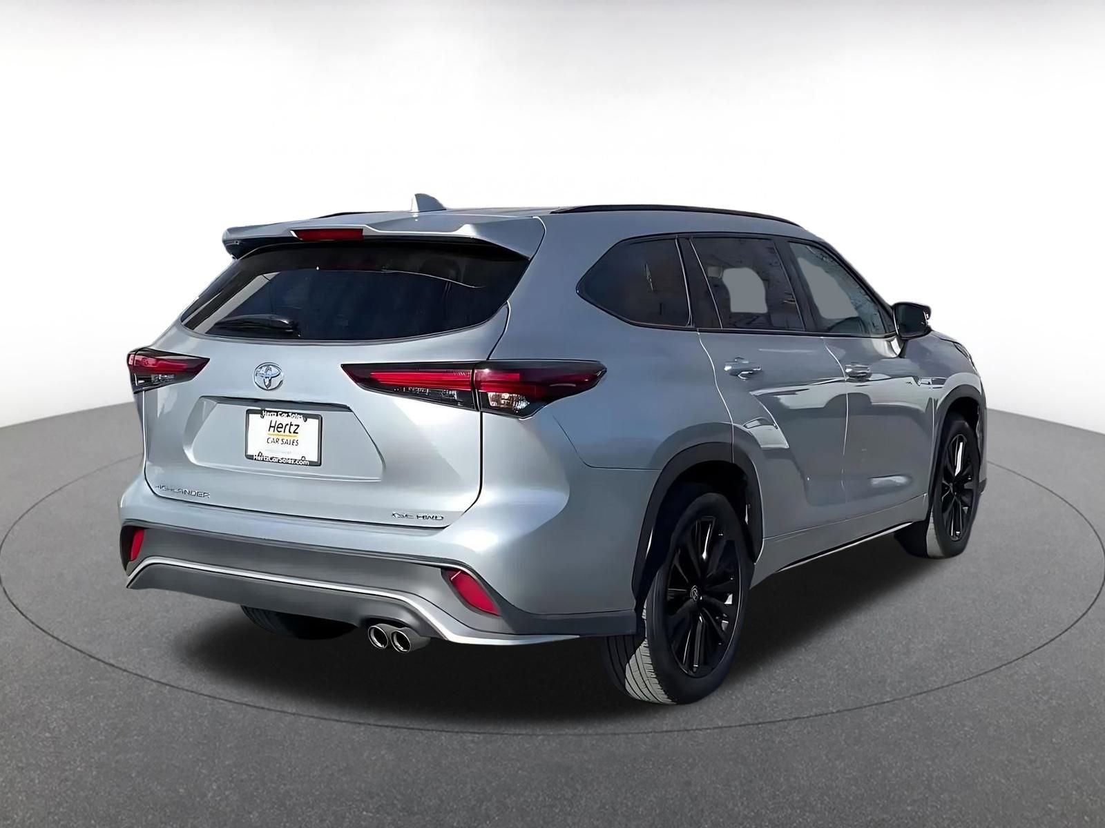 Thumbnail: 2025 Toyota Highlander - 14