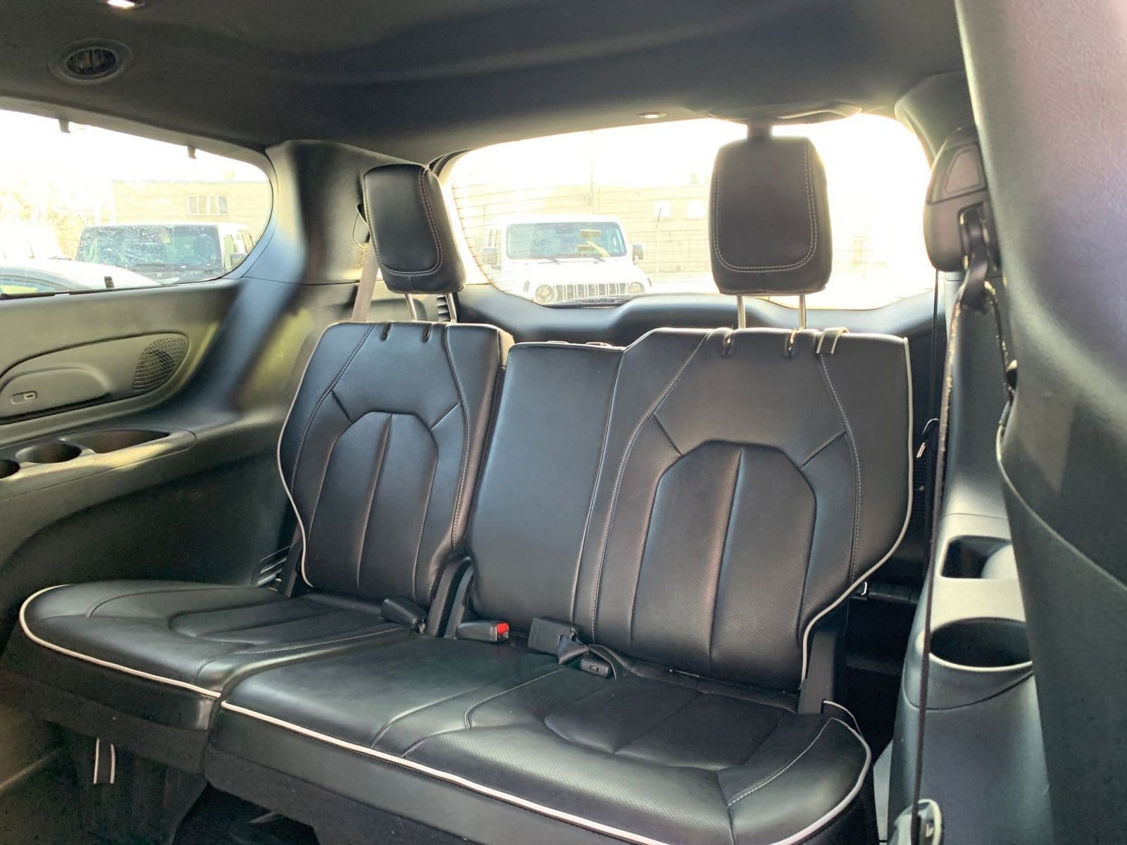 Thumbnail: 2025 Chrysler Pacifica - 17