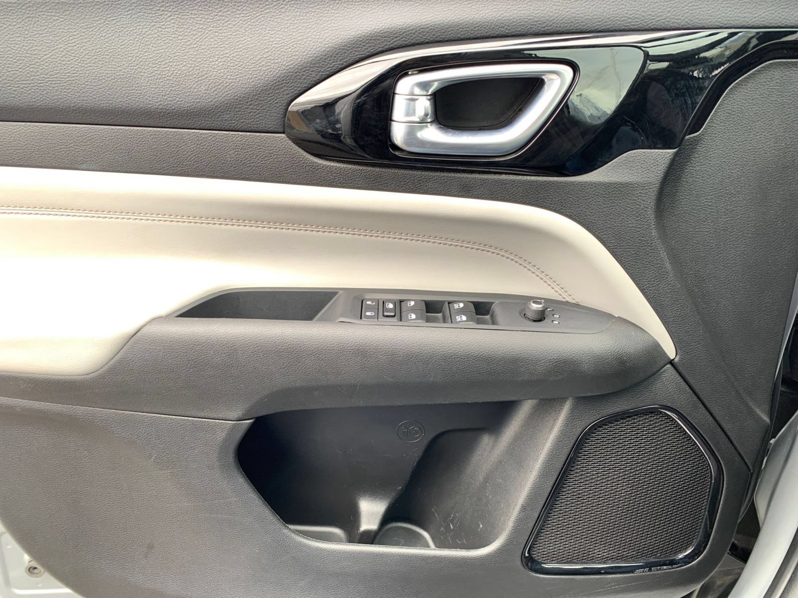 Thumbnail: 2025 Jeep Compass - 15