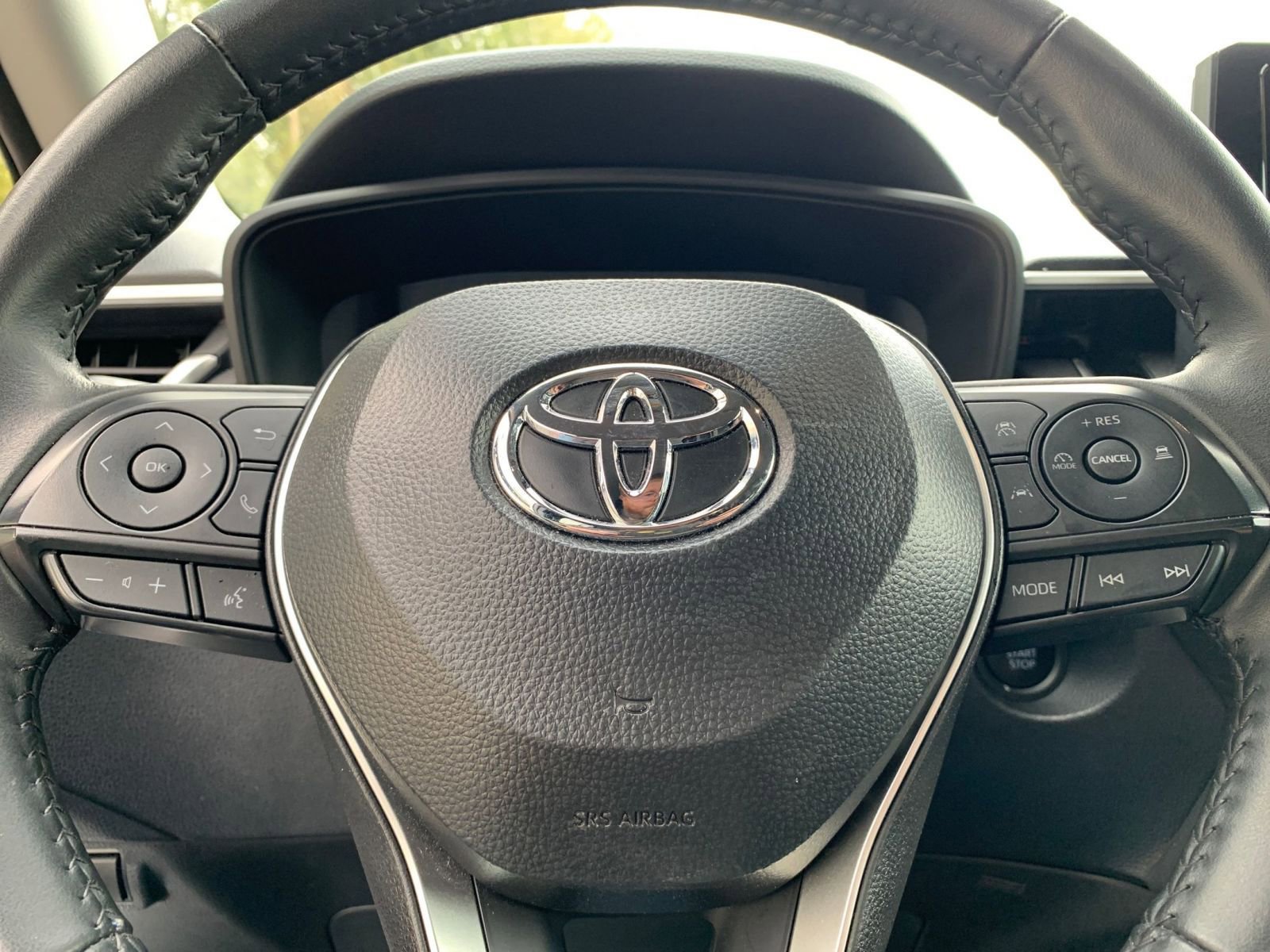 Thumbnail: 2025 Toyota Corolla Cross - 27