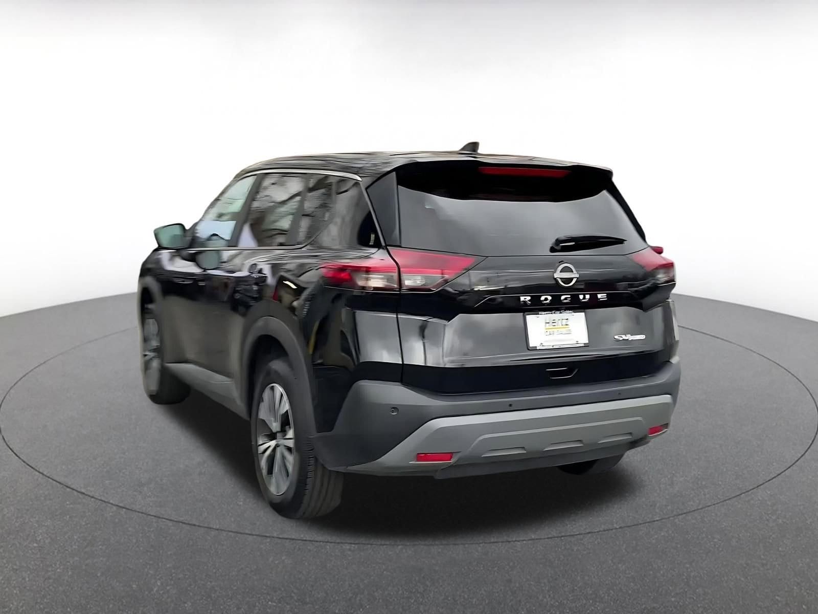 Thumbnail: 2023 Nissan Rogue - 11