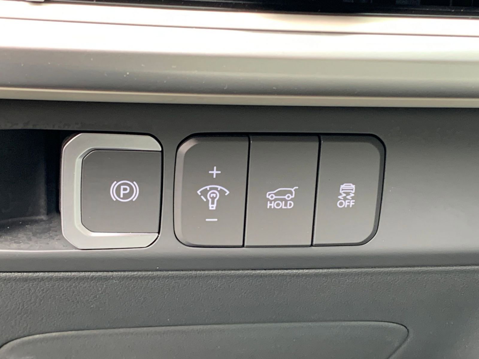 Thumbnail: 2025 Hyundai Santa Fe - 24