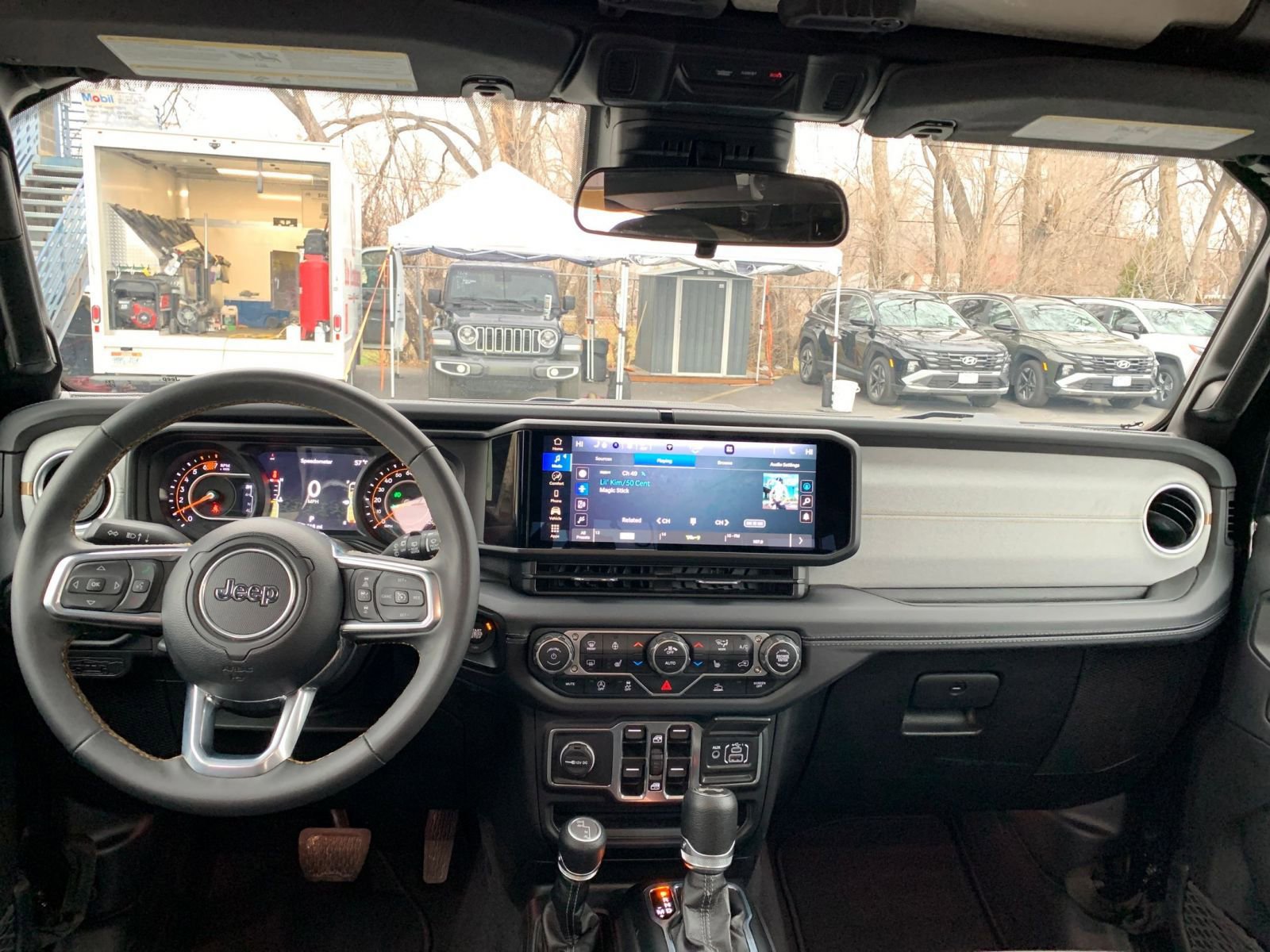 Thumbnail: 2025 Jeep Wrangler - 32