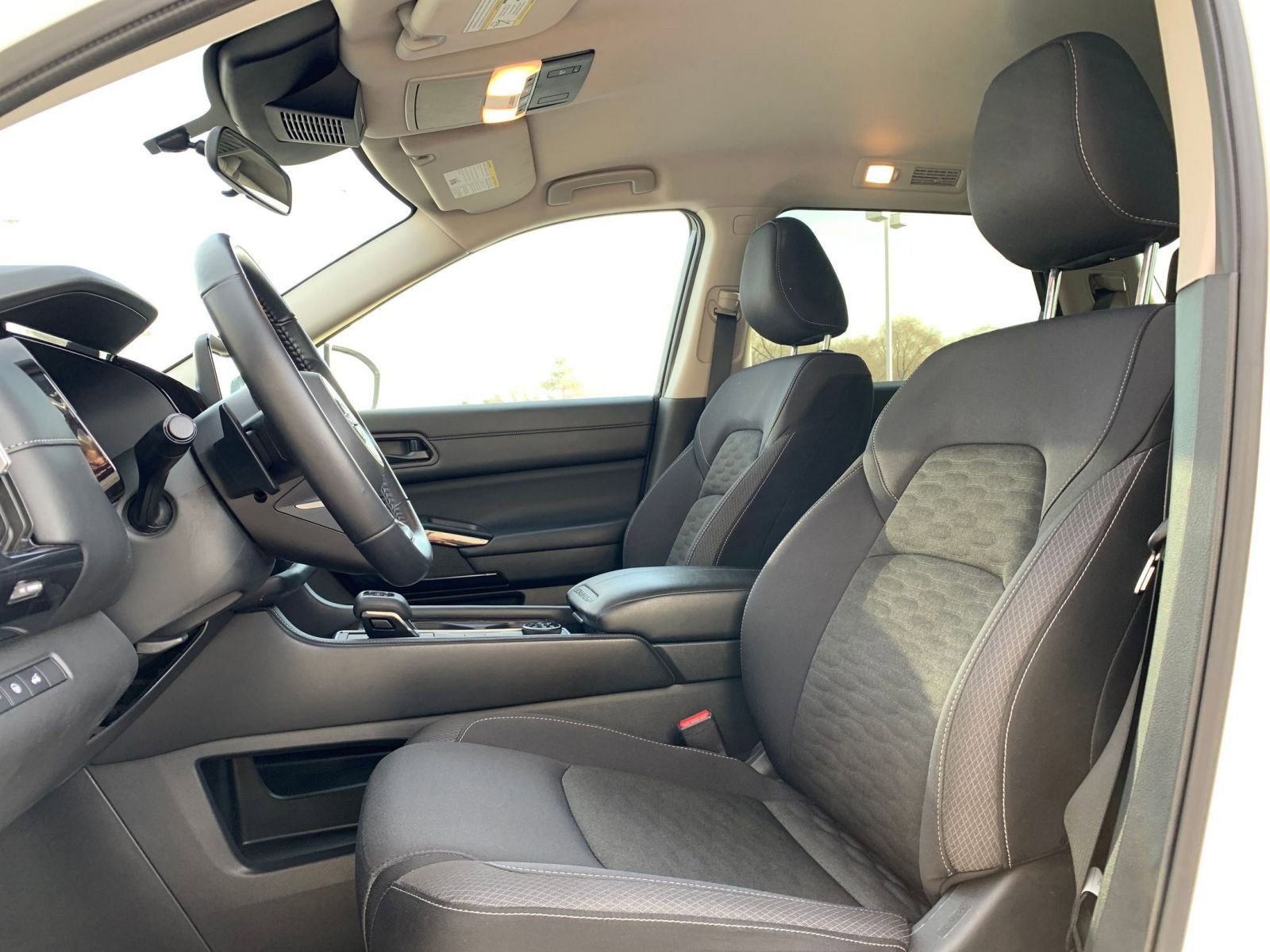 Thumbnail: 2025 Nissan Pathfinder - 27