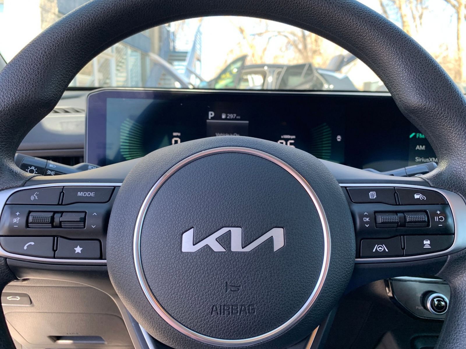 Thumbnail: 2025 Kia K5 - 28