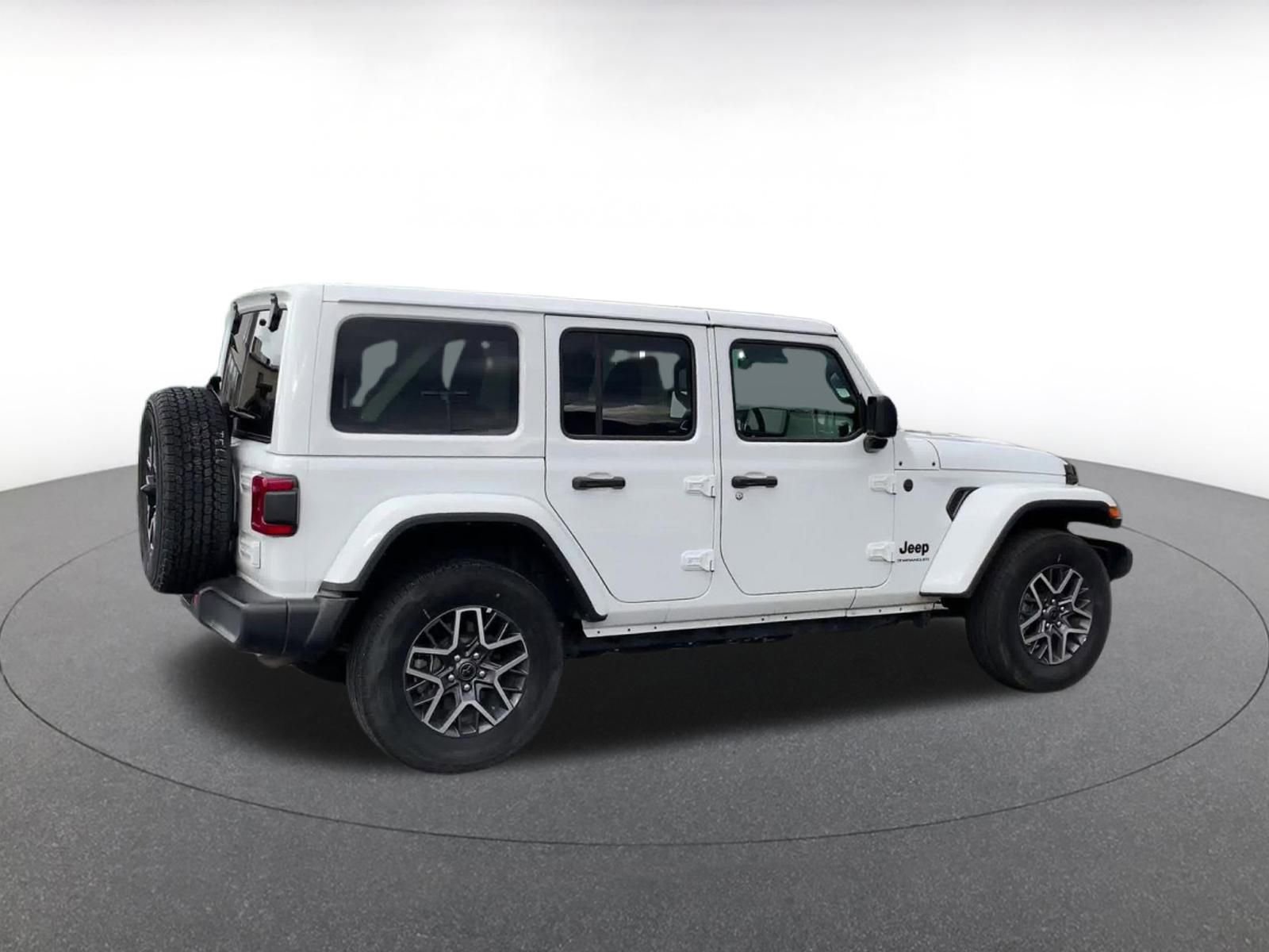 Thumbnail: 2025 Jeep Wrangler - 15