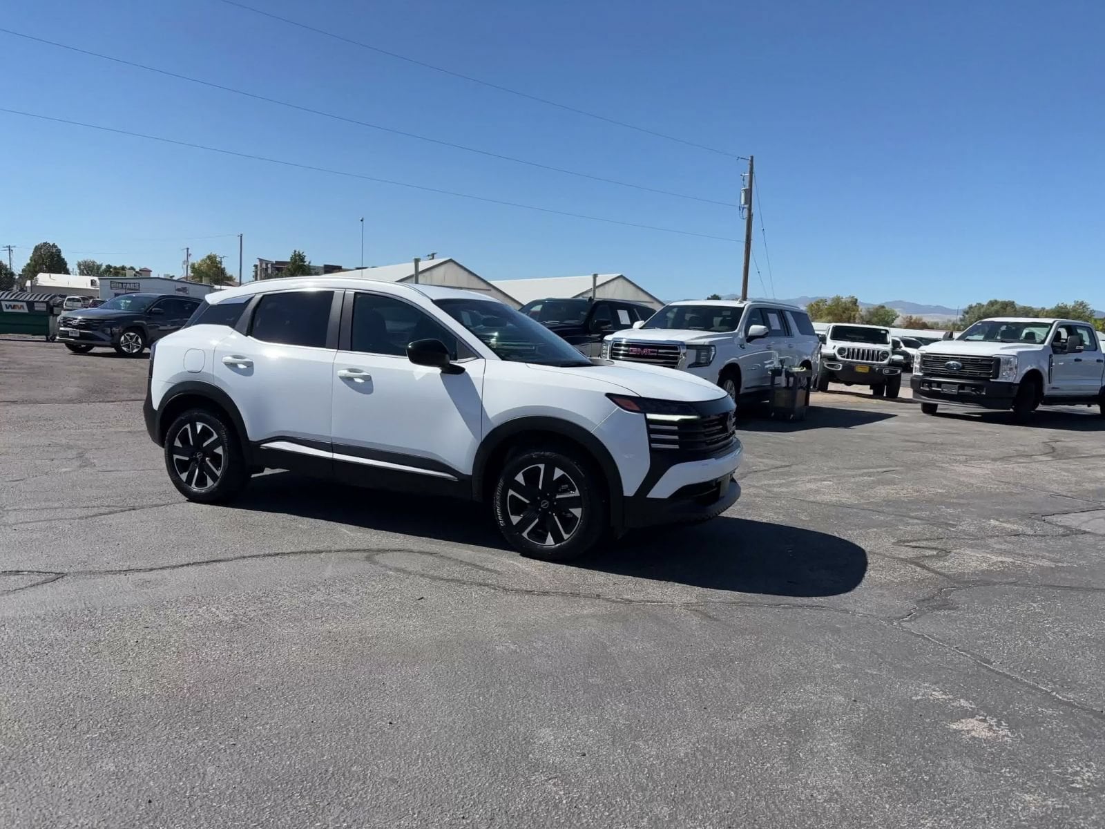Thumbnail: 2026 Nissan Kicks - 2