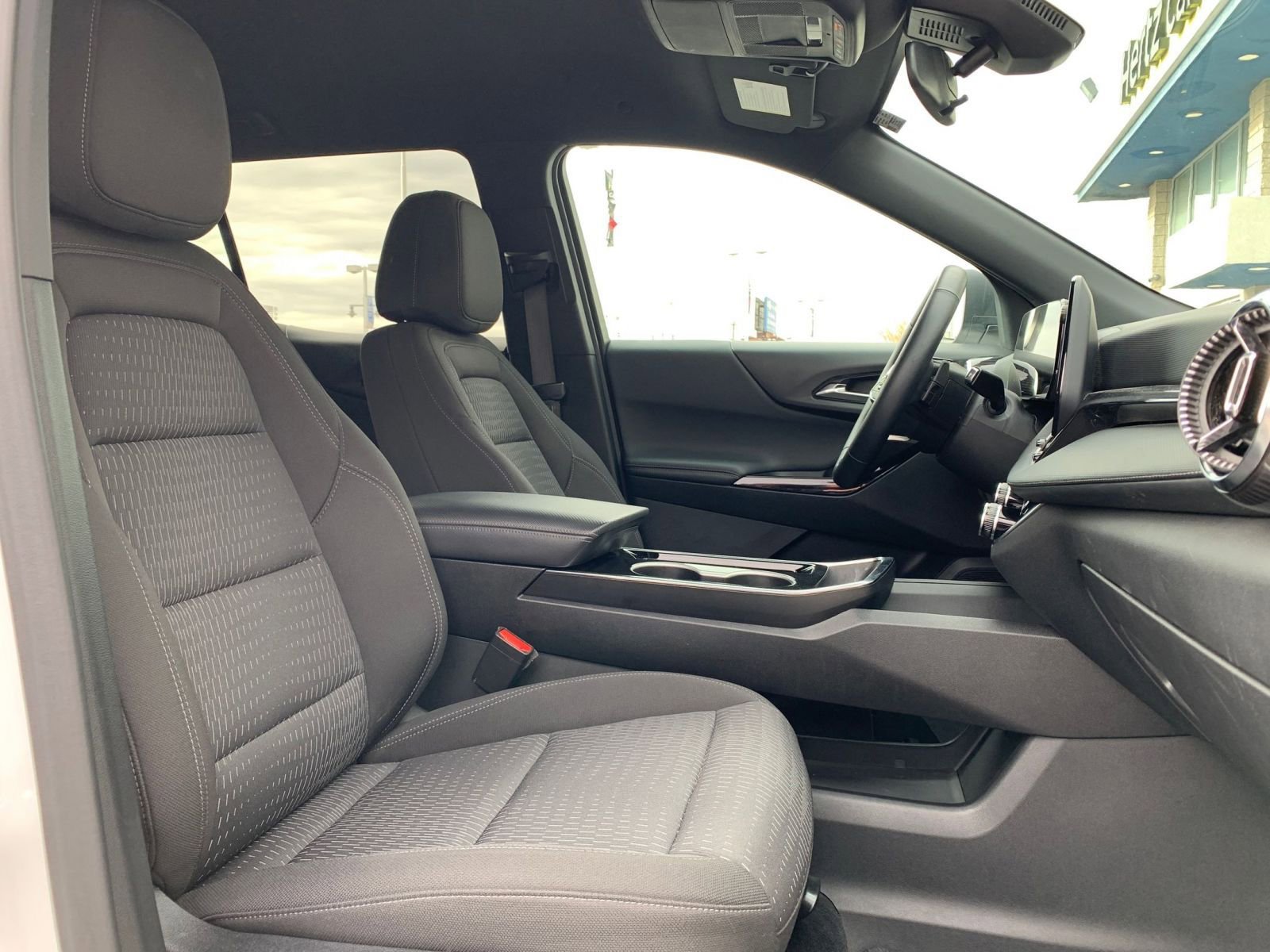 Thumbnail: 2025 Chevrolet Equinox - 35