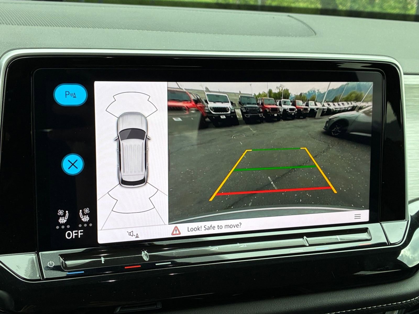 Thumbnail: 2025 Volkswagen Atlas - 25