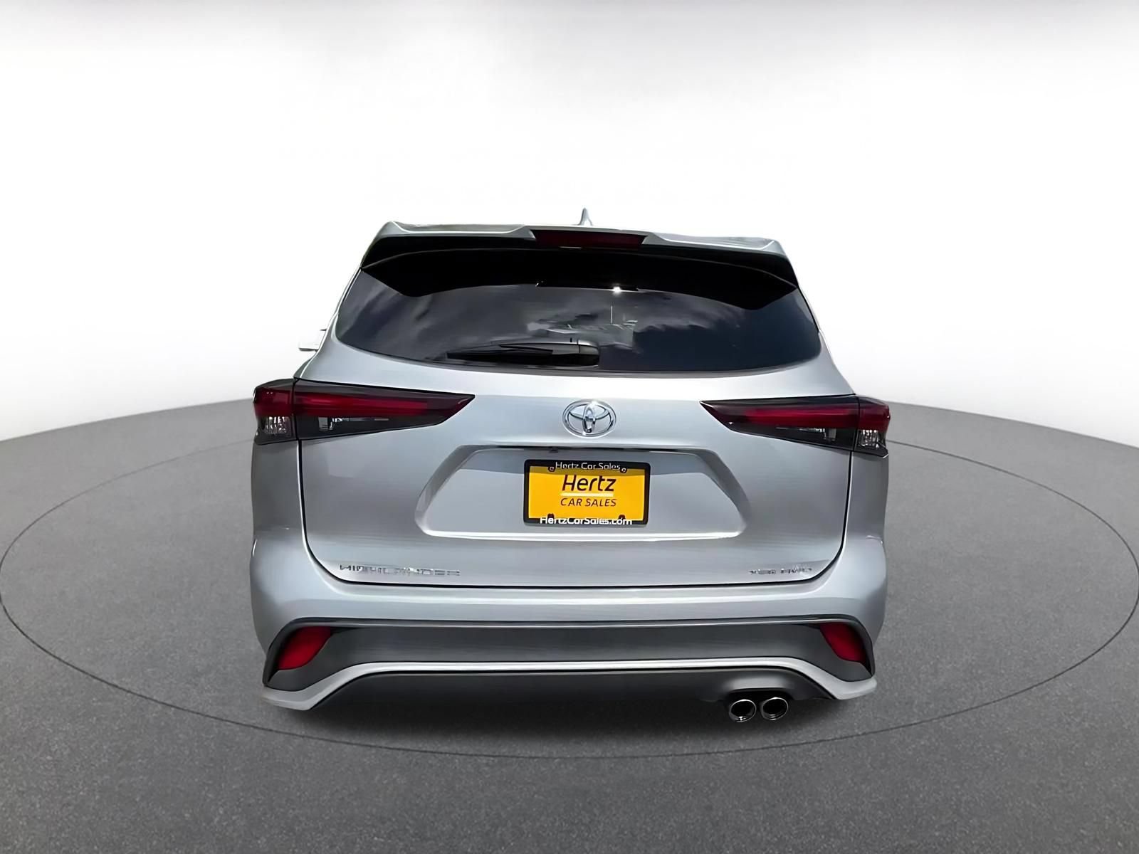 Thumbnail: 2025 Toyota Highlander - 12