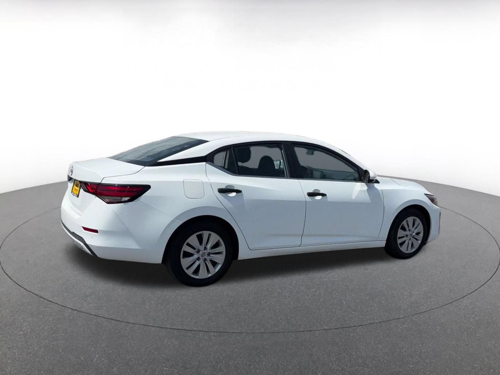 Thumbnail: 2025 Nissan Sentra - 15