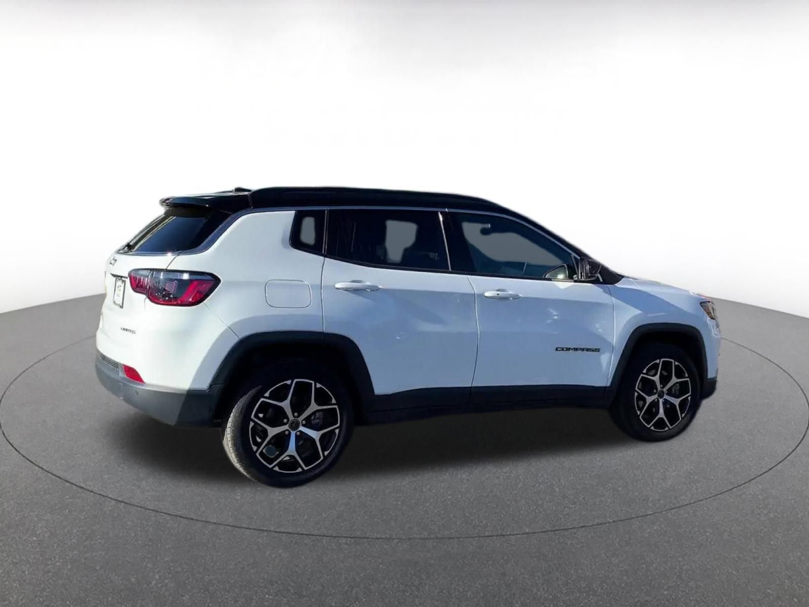 Thumbnail: 2025 Jeep Compass - 15