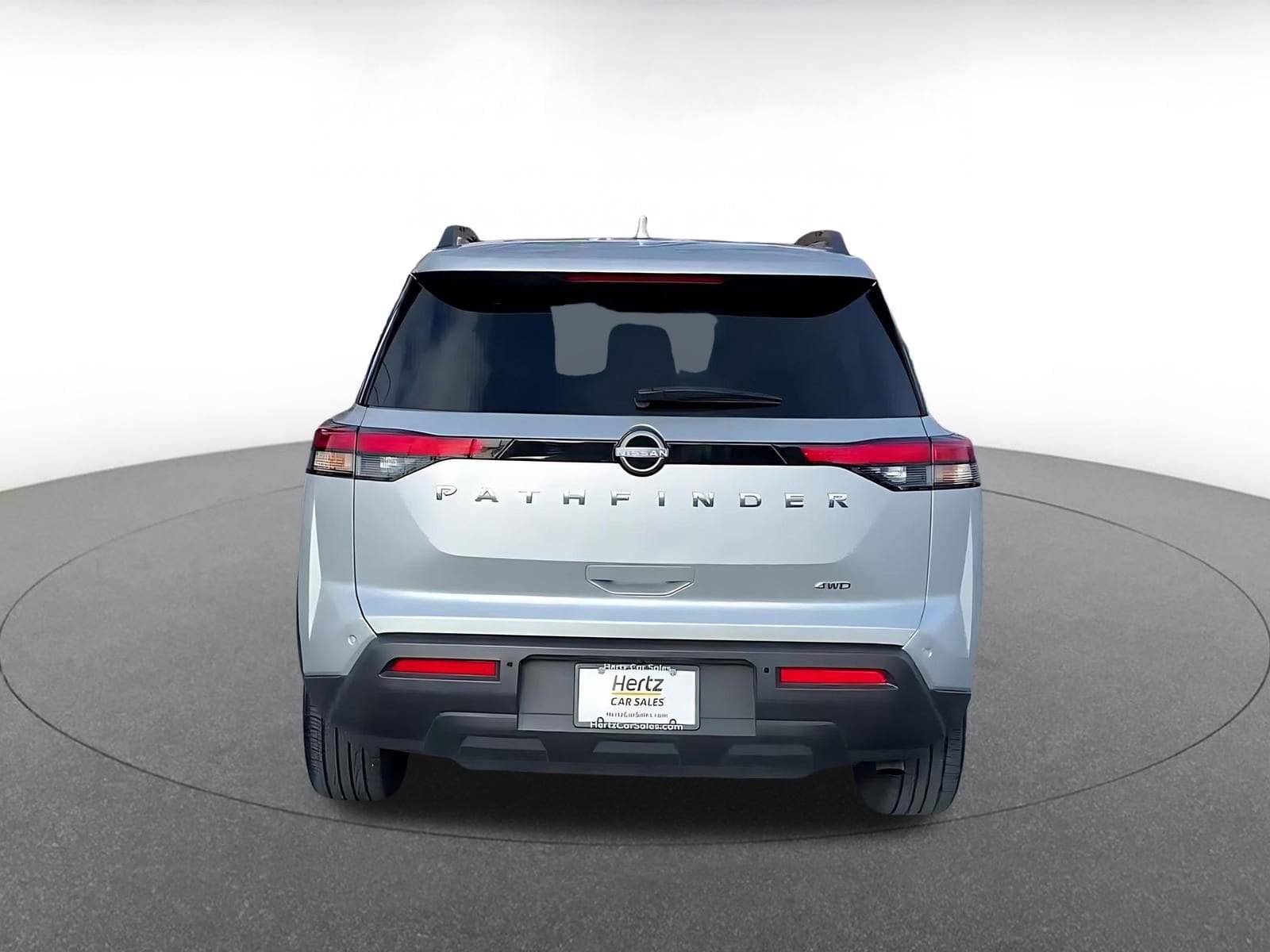 Thumbnail: 2025 Nissan Pathfinder - 12