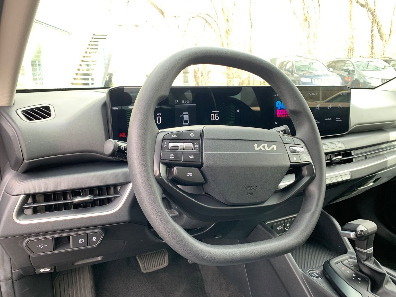 Thumbnail: 2025 Kia K4 - 33