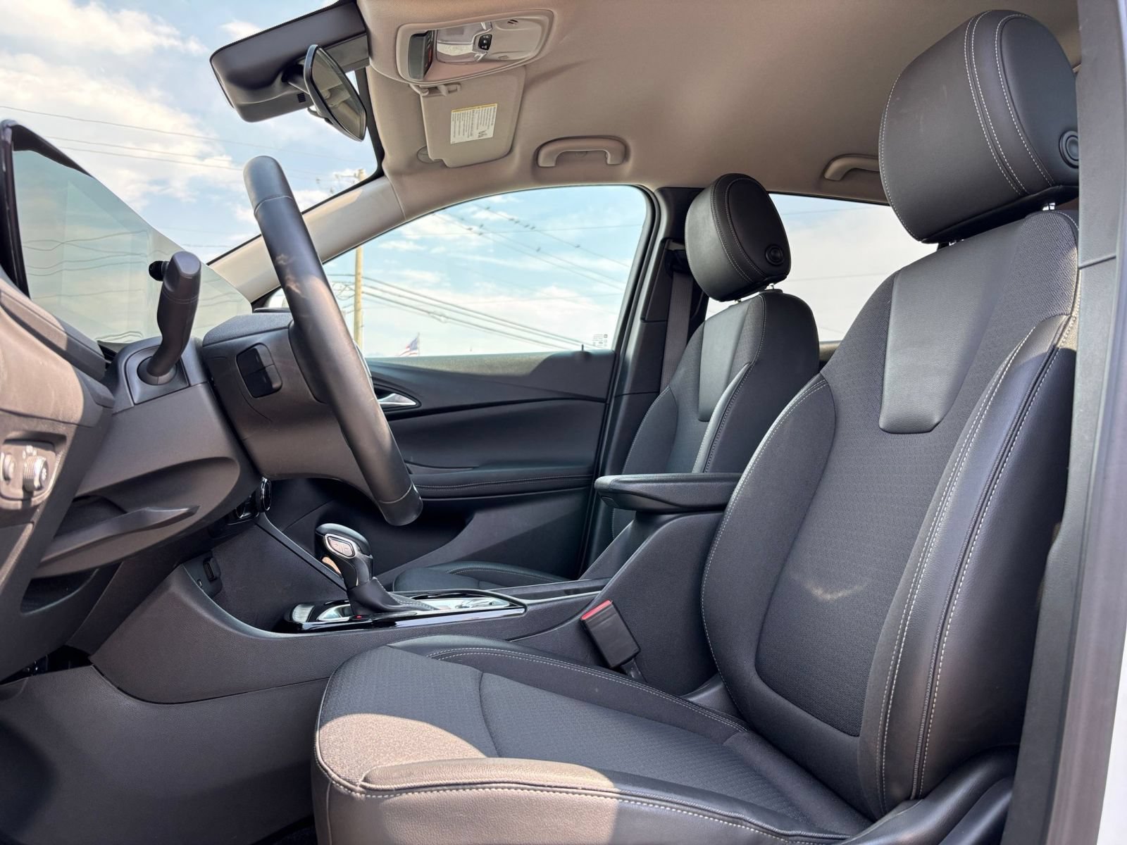 Thumbnail: 2025 Buick Encore GX - 25