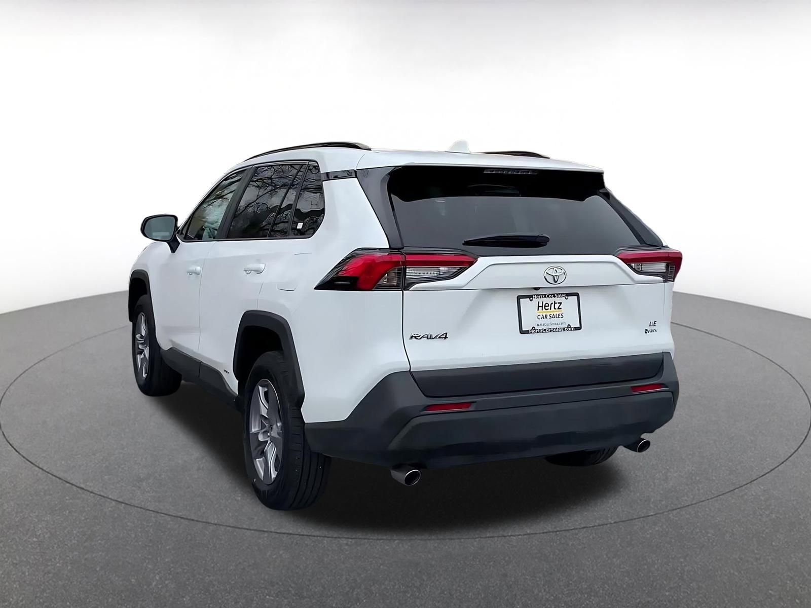 Thumbnail: 2025 Toyota RAV4 - 11