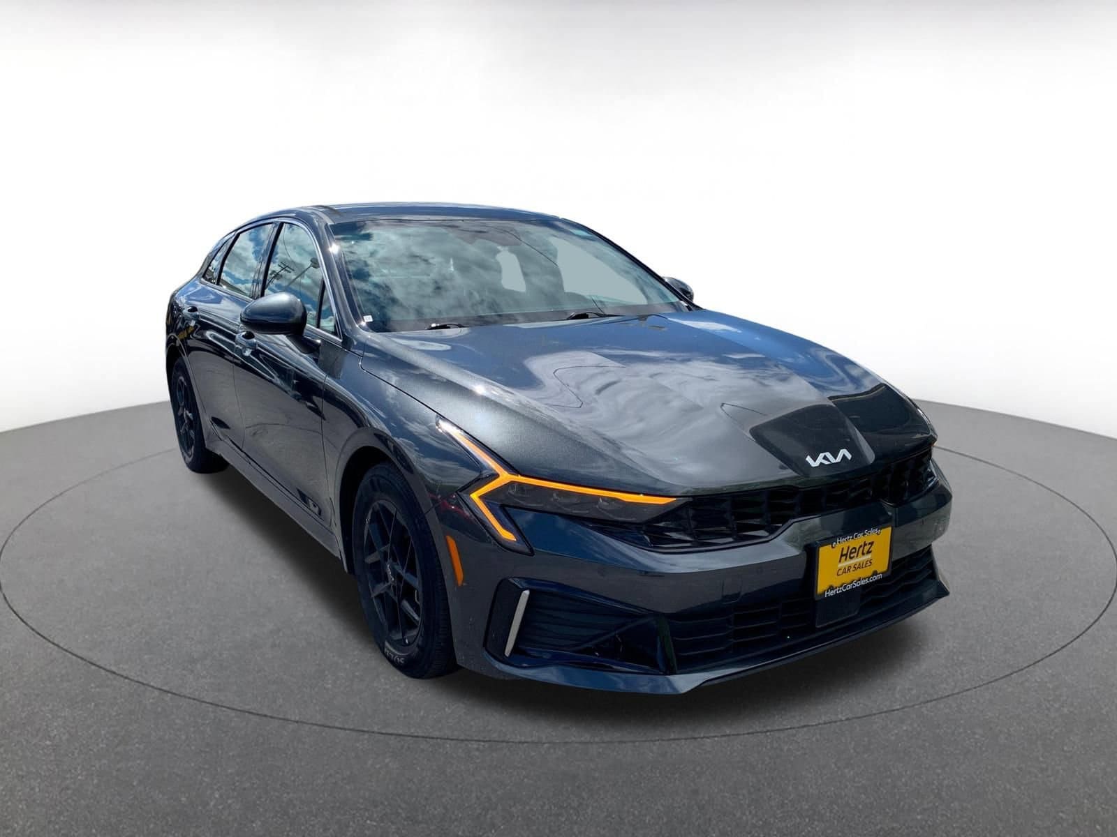 Thumbnail: 2025 Kia K5 - 1