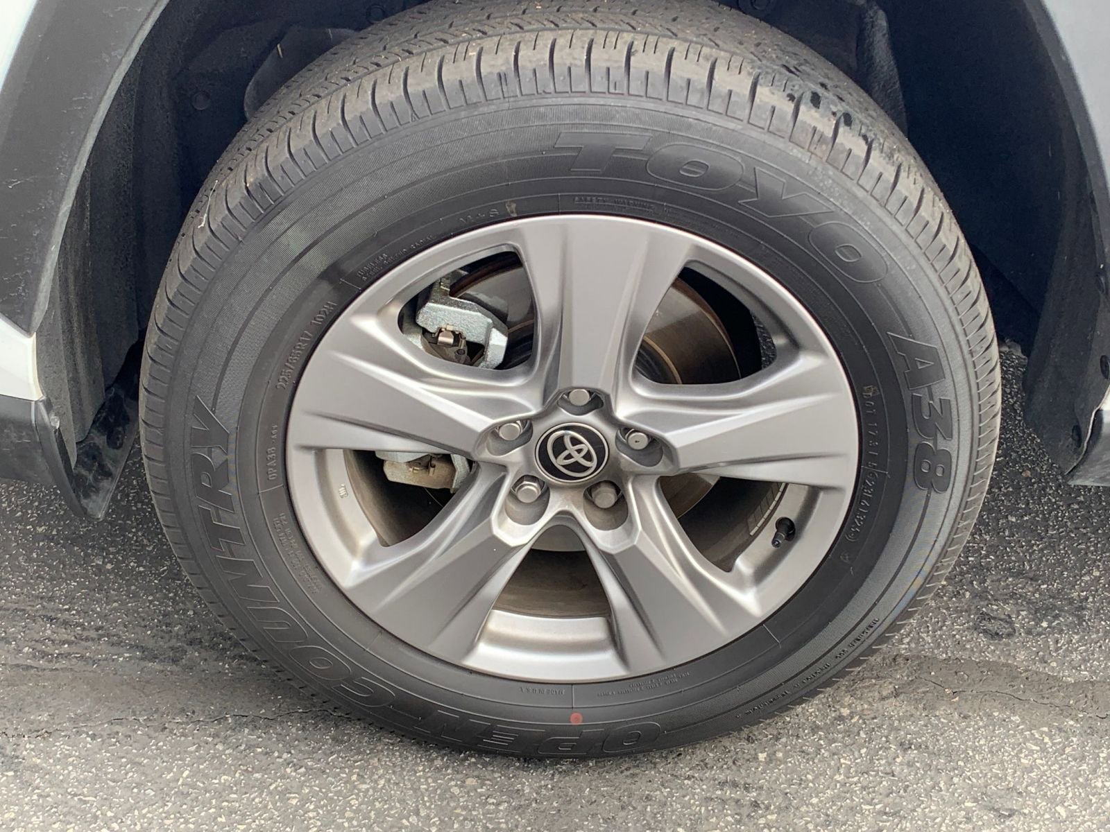 Thumbnail: 2025 Toyota RAV4 - 29