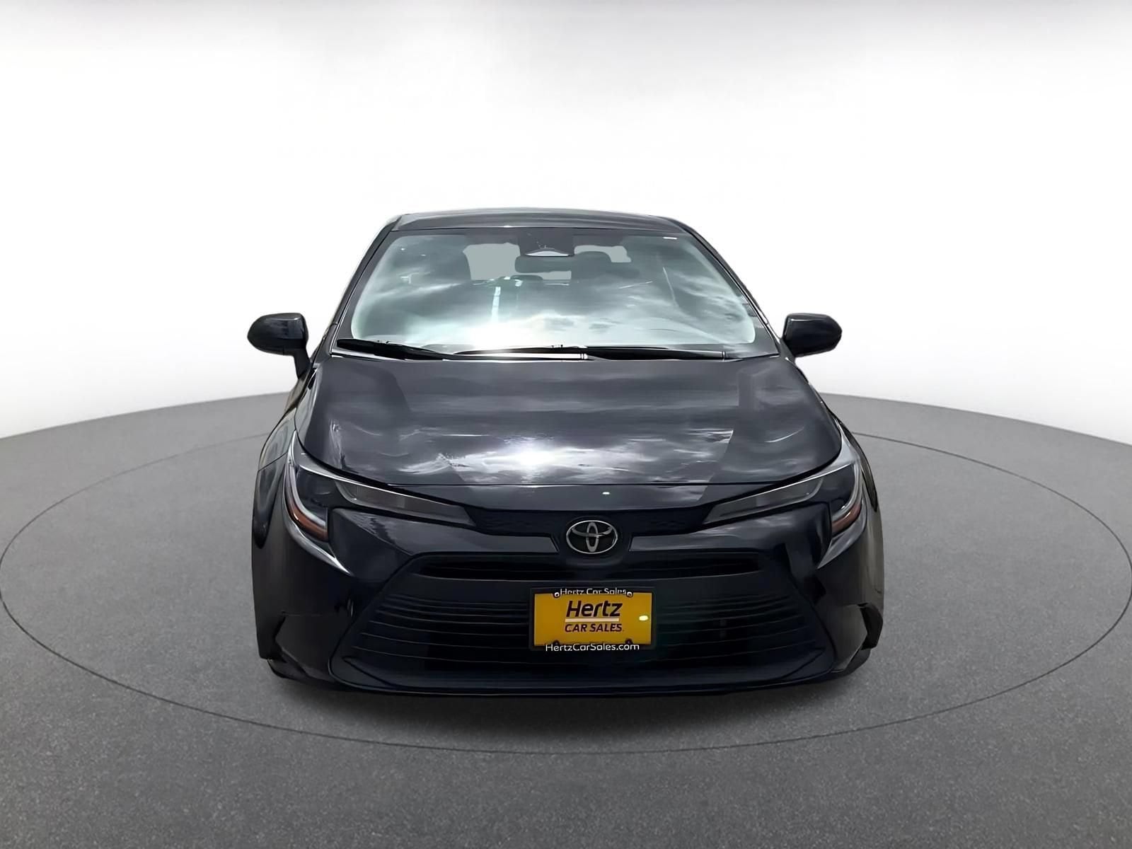 Thumbnail: 2025 Toyota Corolla - 4