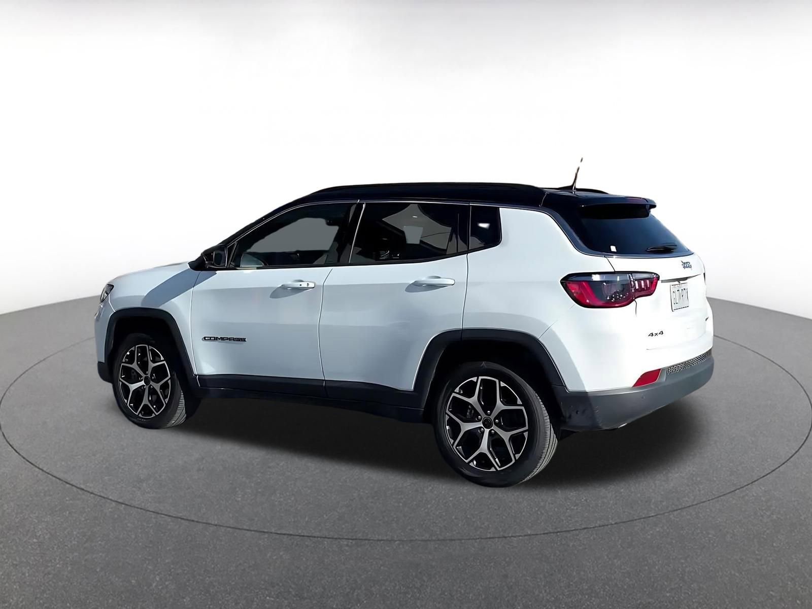 Thumbnail: 2025 Jeep Compass - 10