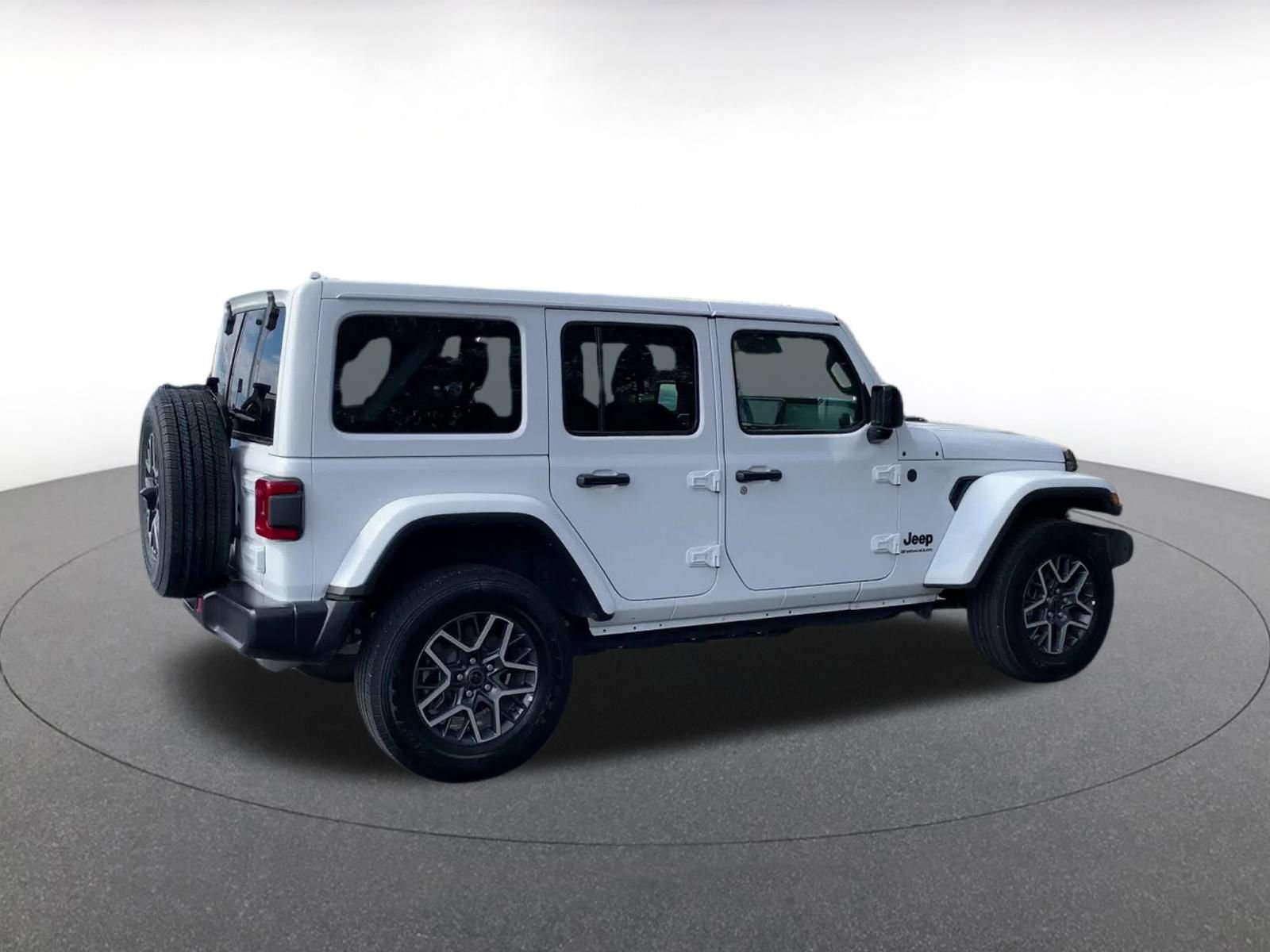 Thumbnail: 2025 Jeep Wrangler - 15