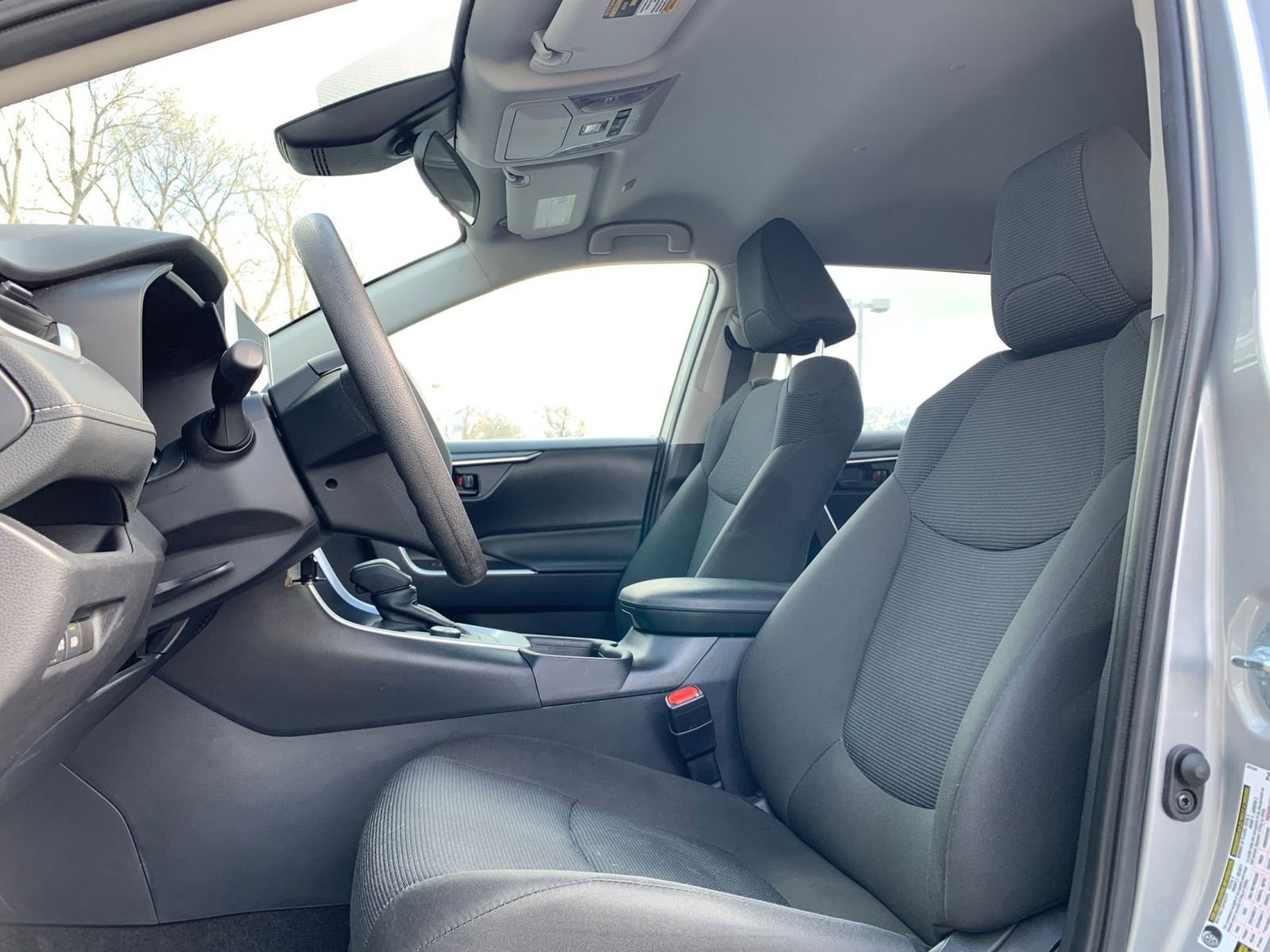 Thumbnail: 2025 Toyota RAV4 - 25