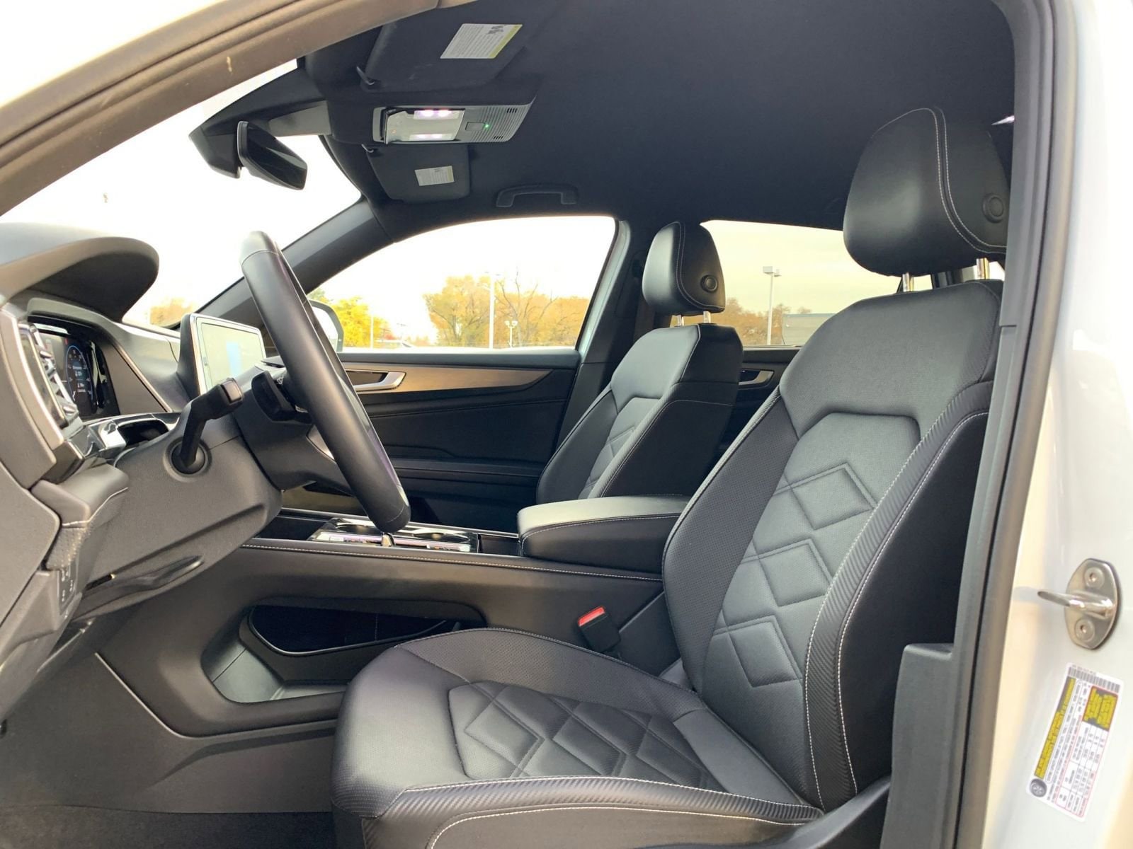 Thumbnail: 2025 Volkswagen Atlas - 27