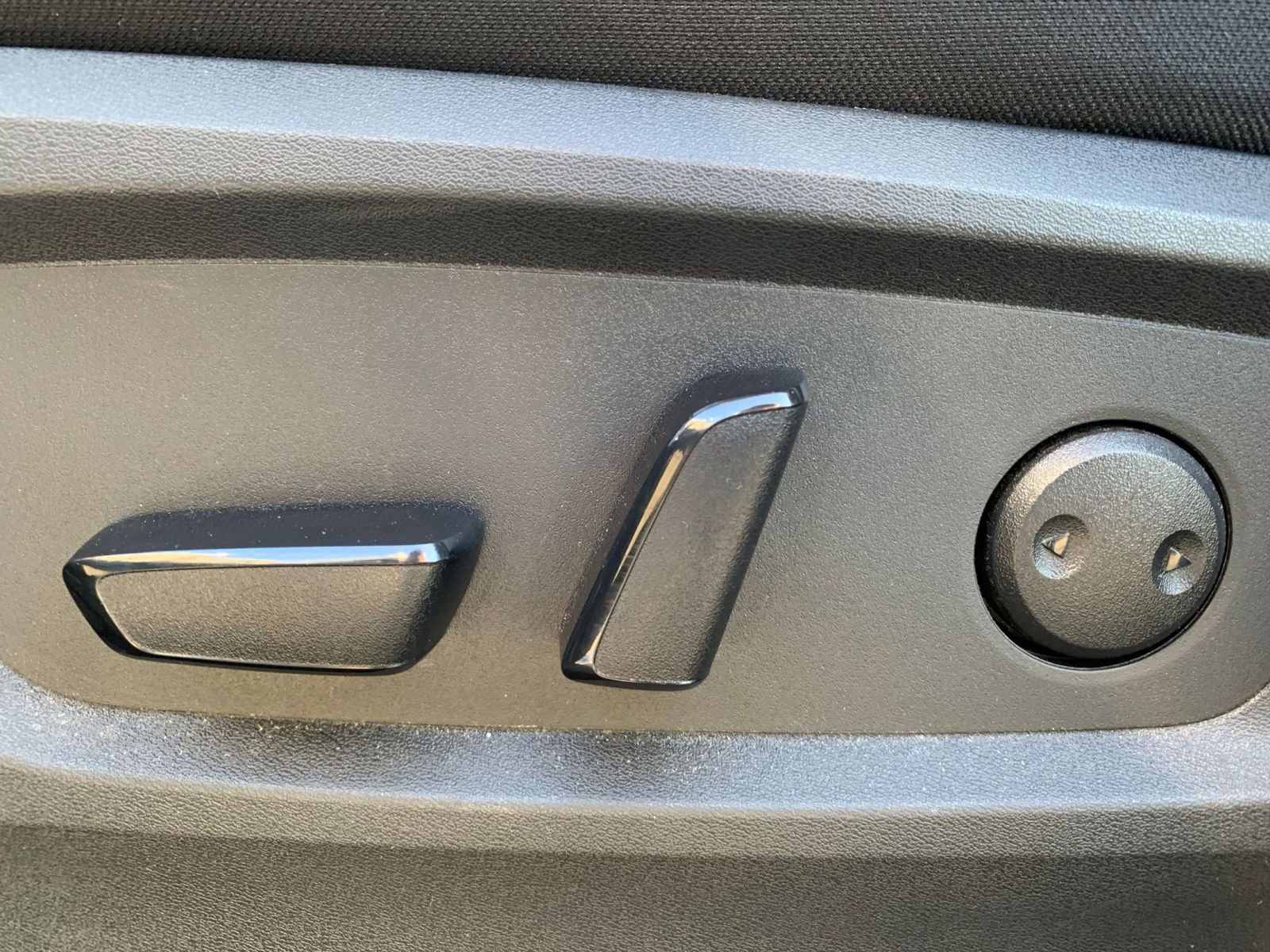 Thumbnail: 2025 Nissan Pathfinder - 25