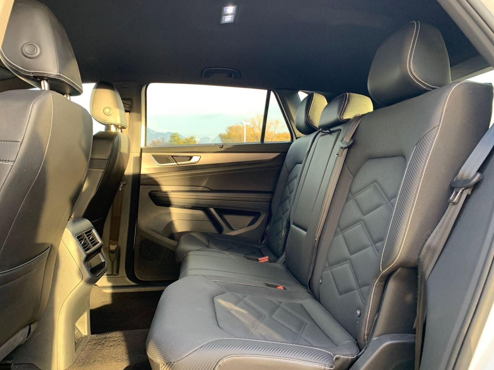 Thumbnail: 2025 Volkswagen Atlas - 25