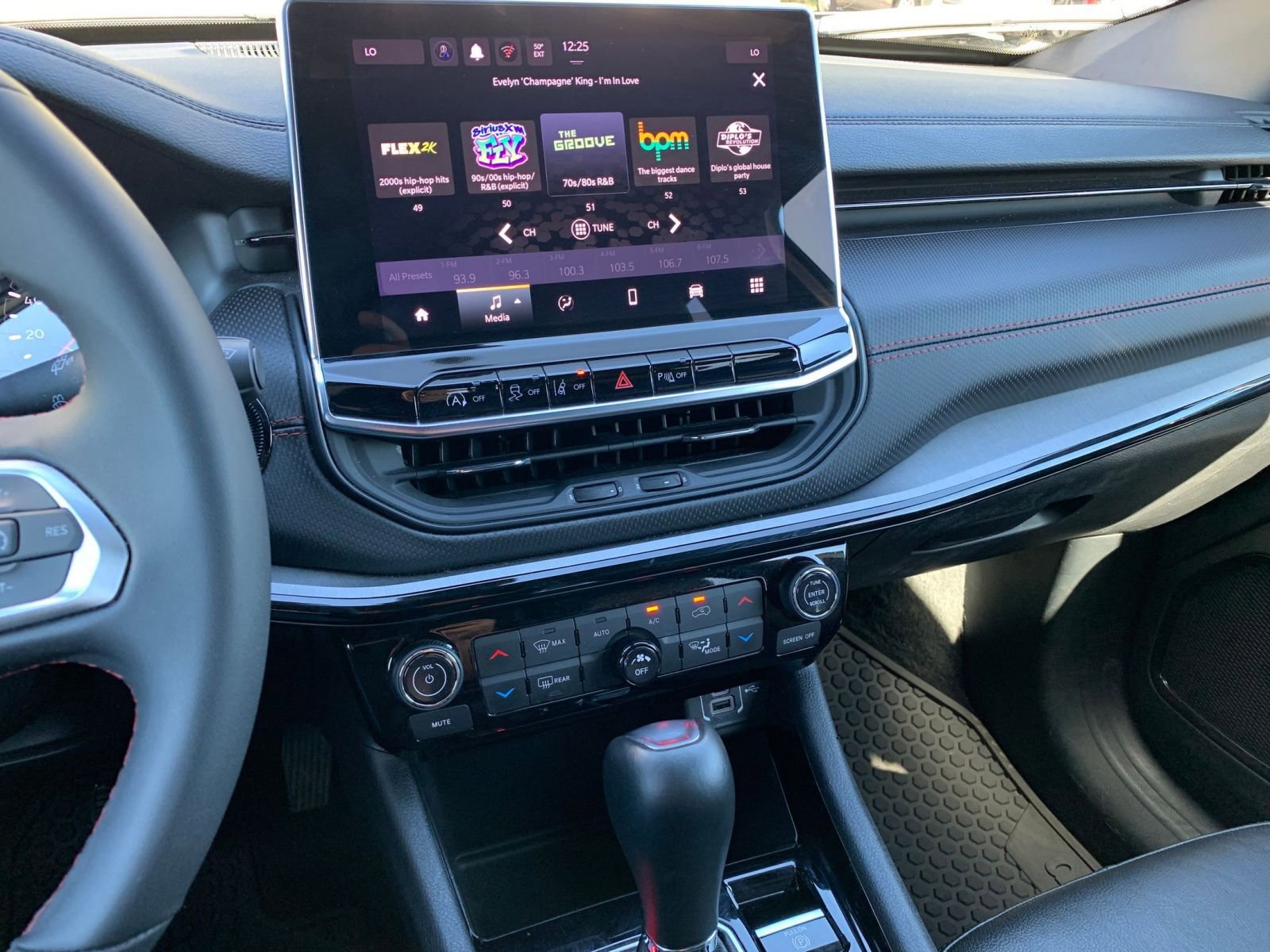 Thumbnail: 2025 Jeep Compass - 18