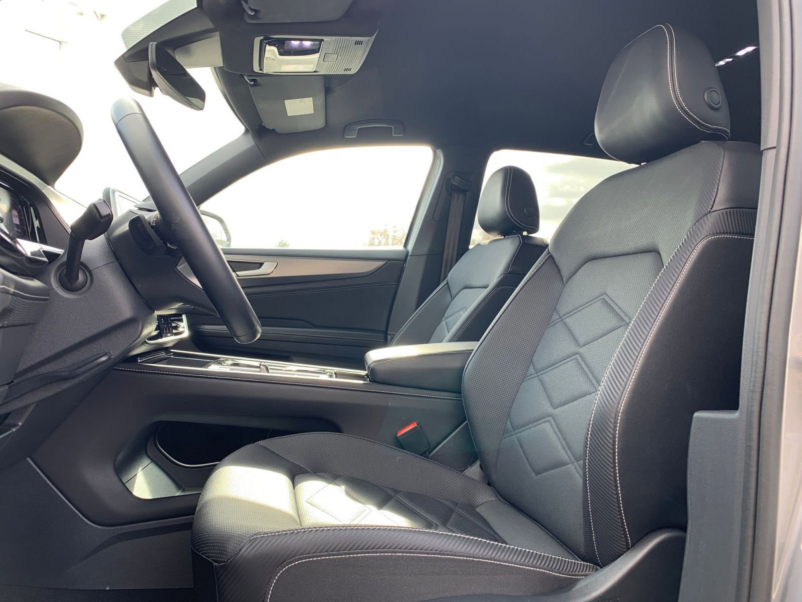 Thumbnail: 2025 Volkswagen Atlas - 29