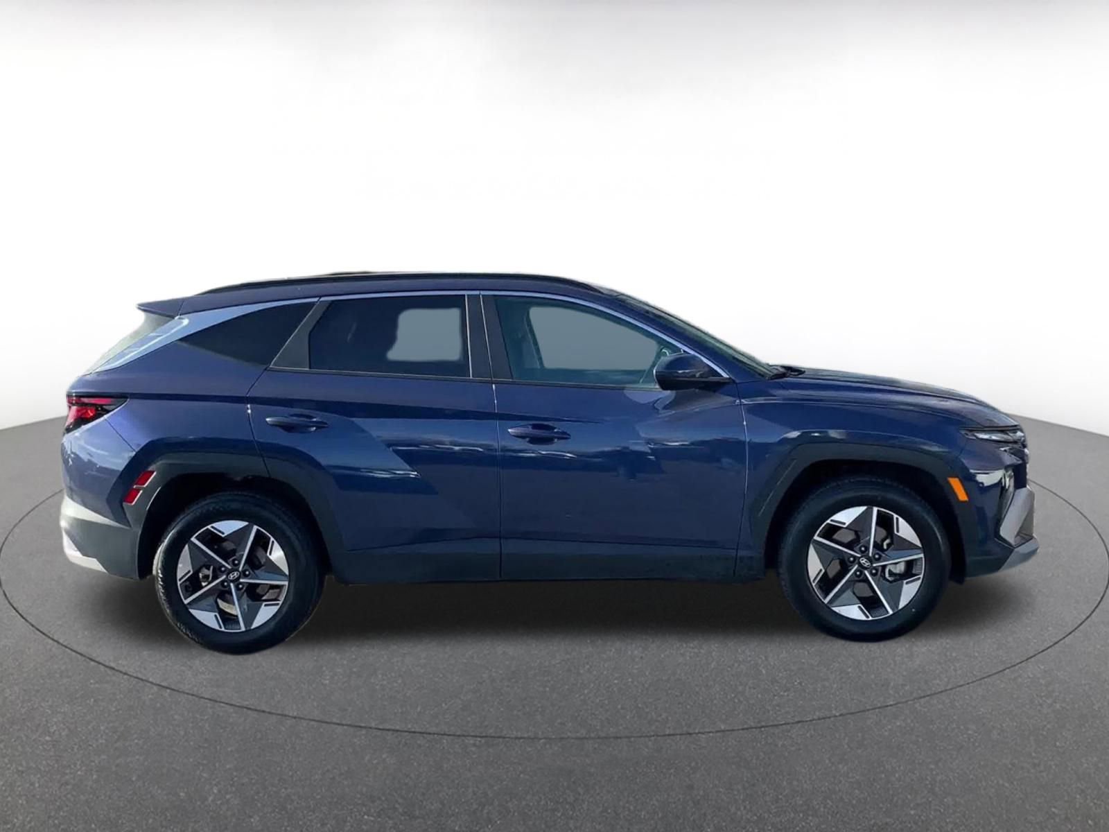 Thumbnail: 2025 Hyundai Tucson - 16