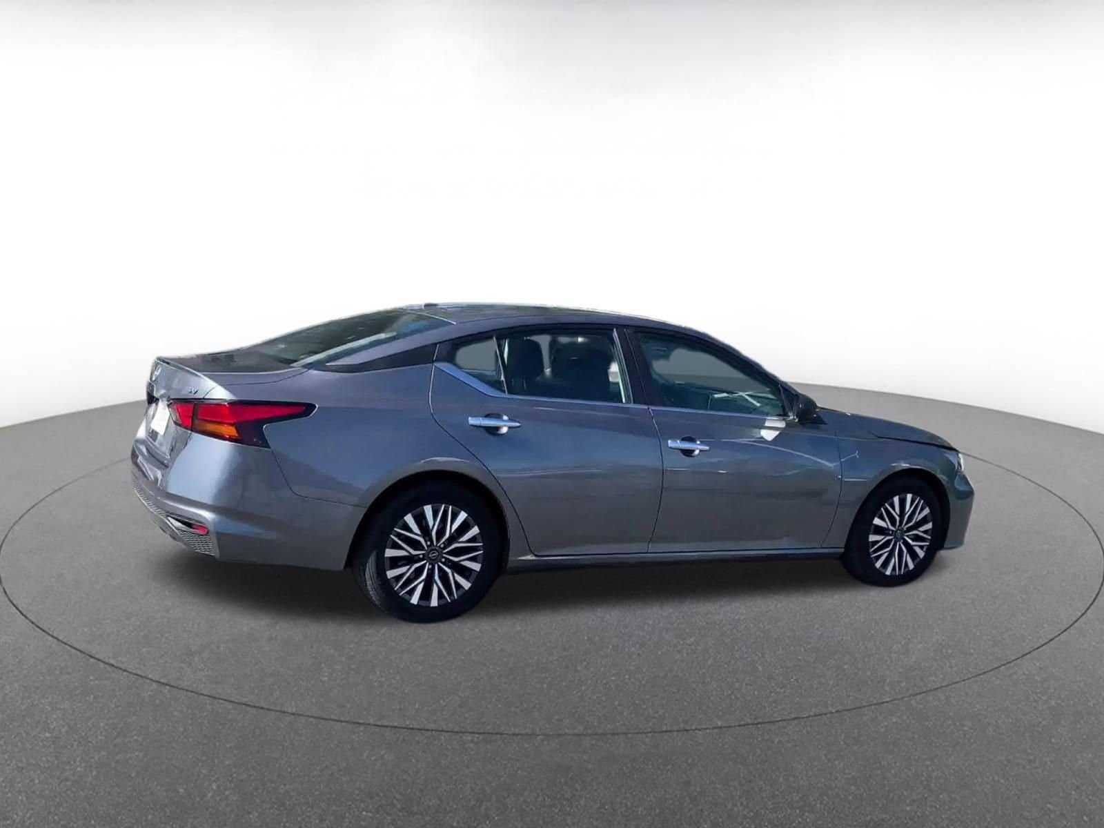 Thumbnail: 2024 Nissan Altima - 15