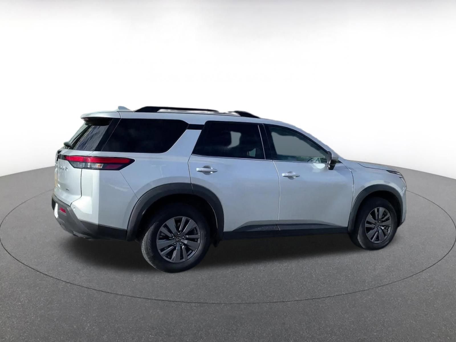 Thumbnail: 2025 Nissan Pathfinder - 15