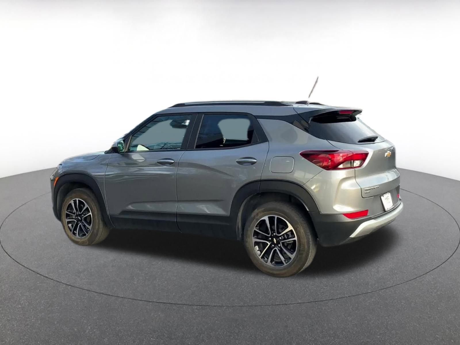 Thumbnail: 2025 Chevrolet TrailBlazer - 10