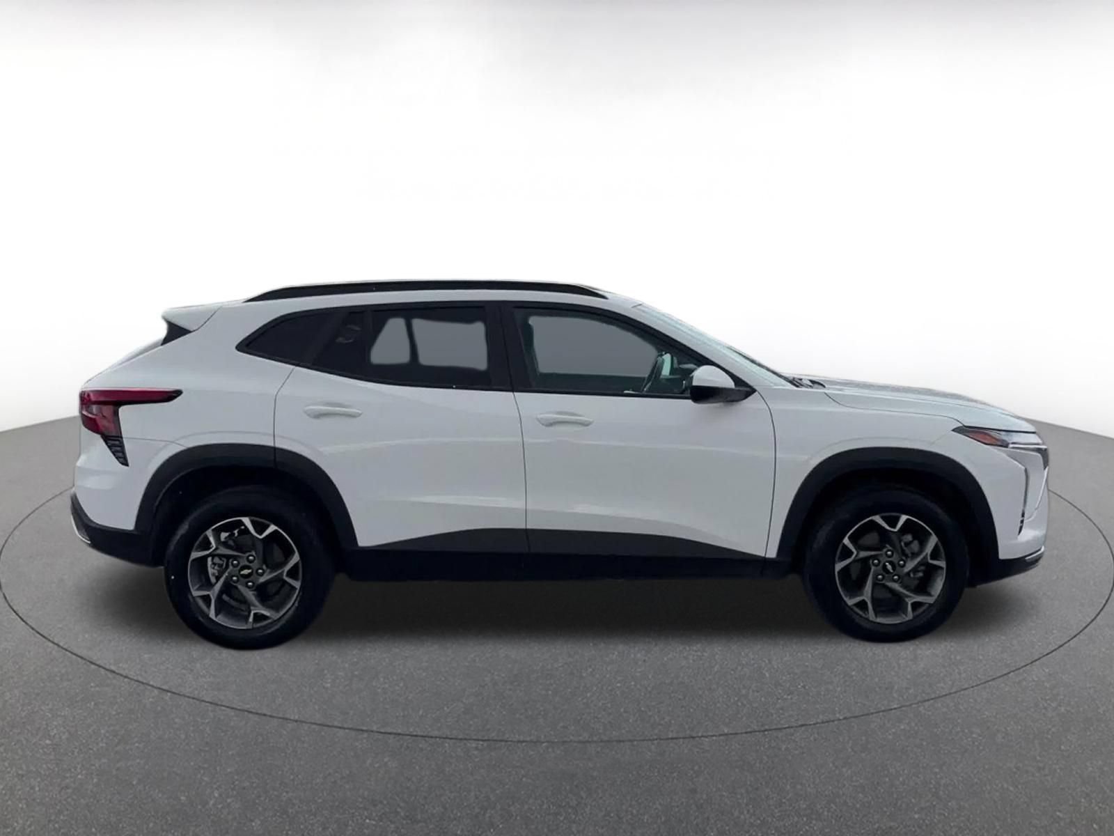 Thumbnail: 2025 Chevrolet Trax - 13