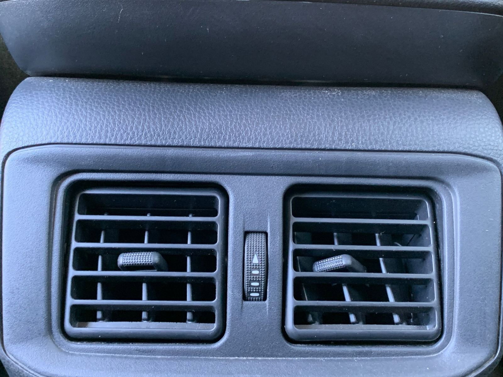 Thumbnail: 2025 Toyota RAV4 - 23