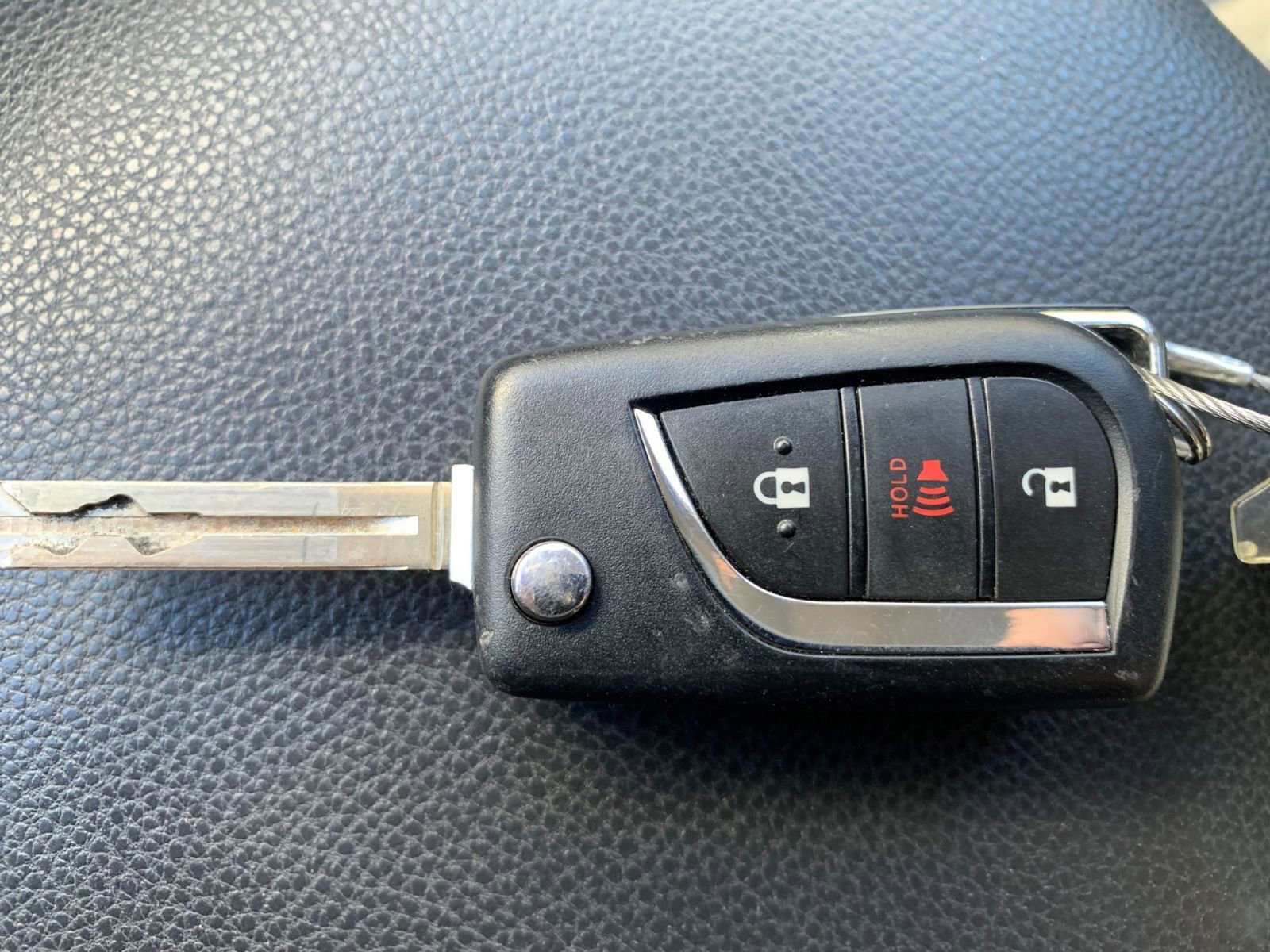 Thumbnail: 2025 Toyota RAV4 - 22