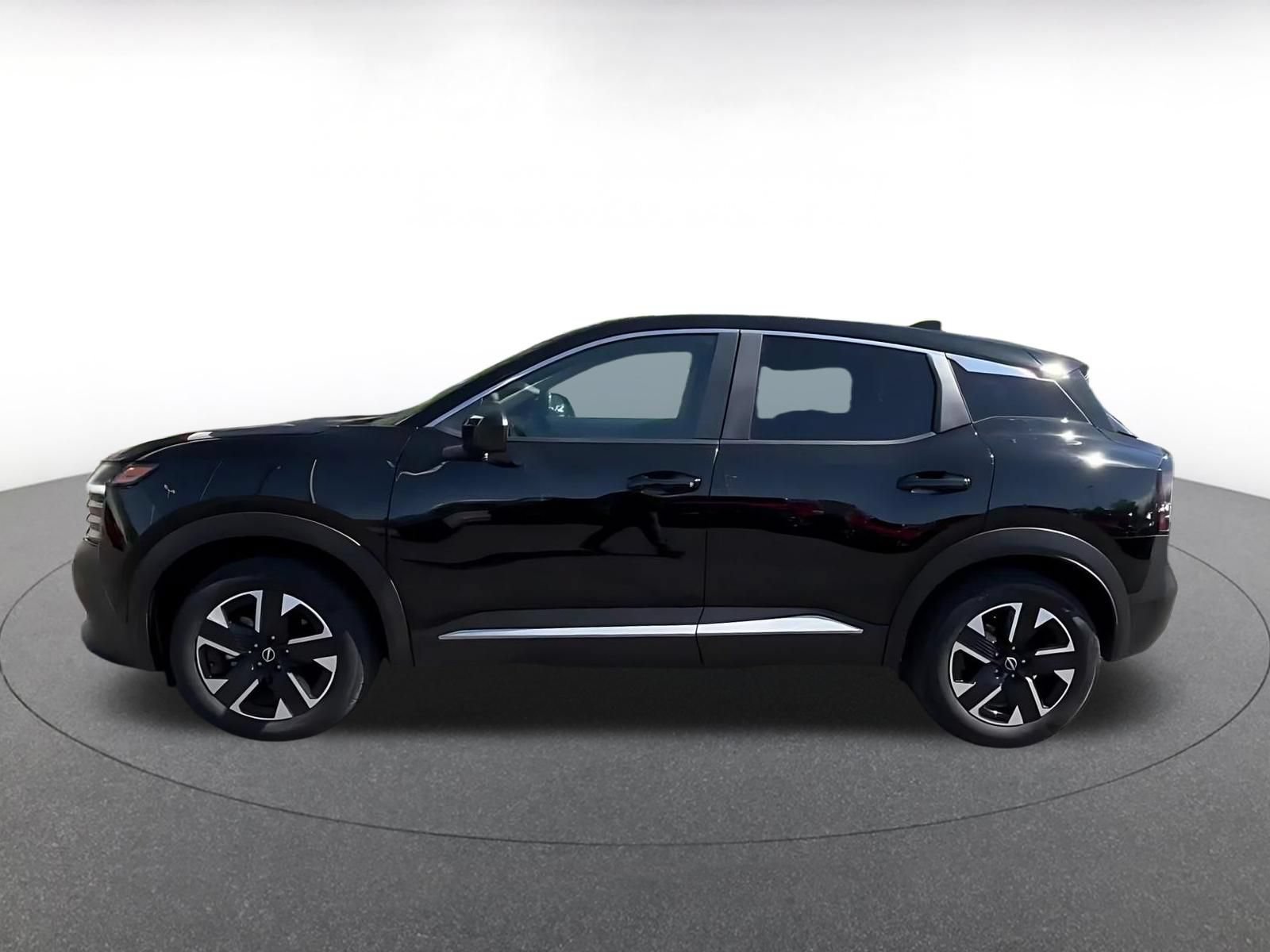 Thumbnail: 2025 Nissan Kicks - 9