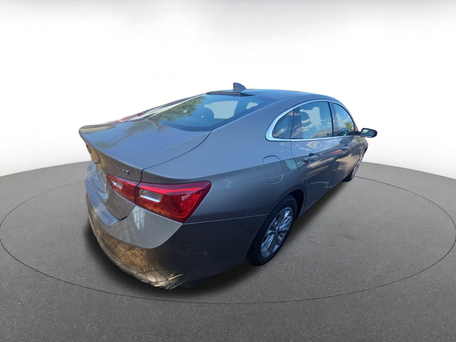 Thumbnail: 2024 Chevrolet Malibu - 4