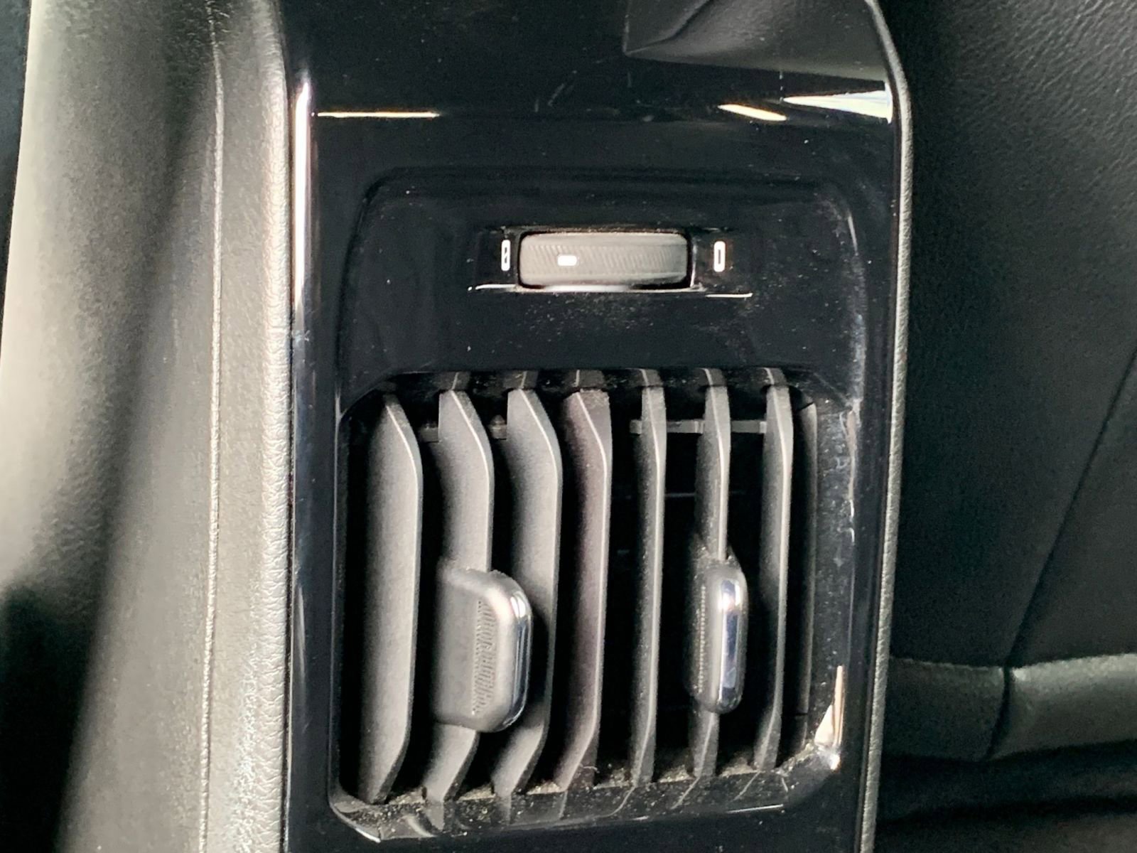 Thumbnail: 2025 Jeep Compass - 23