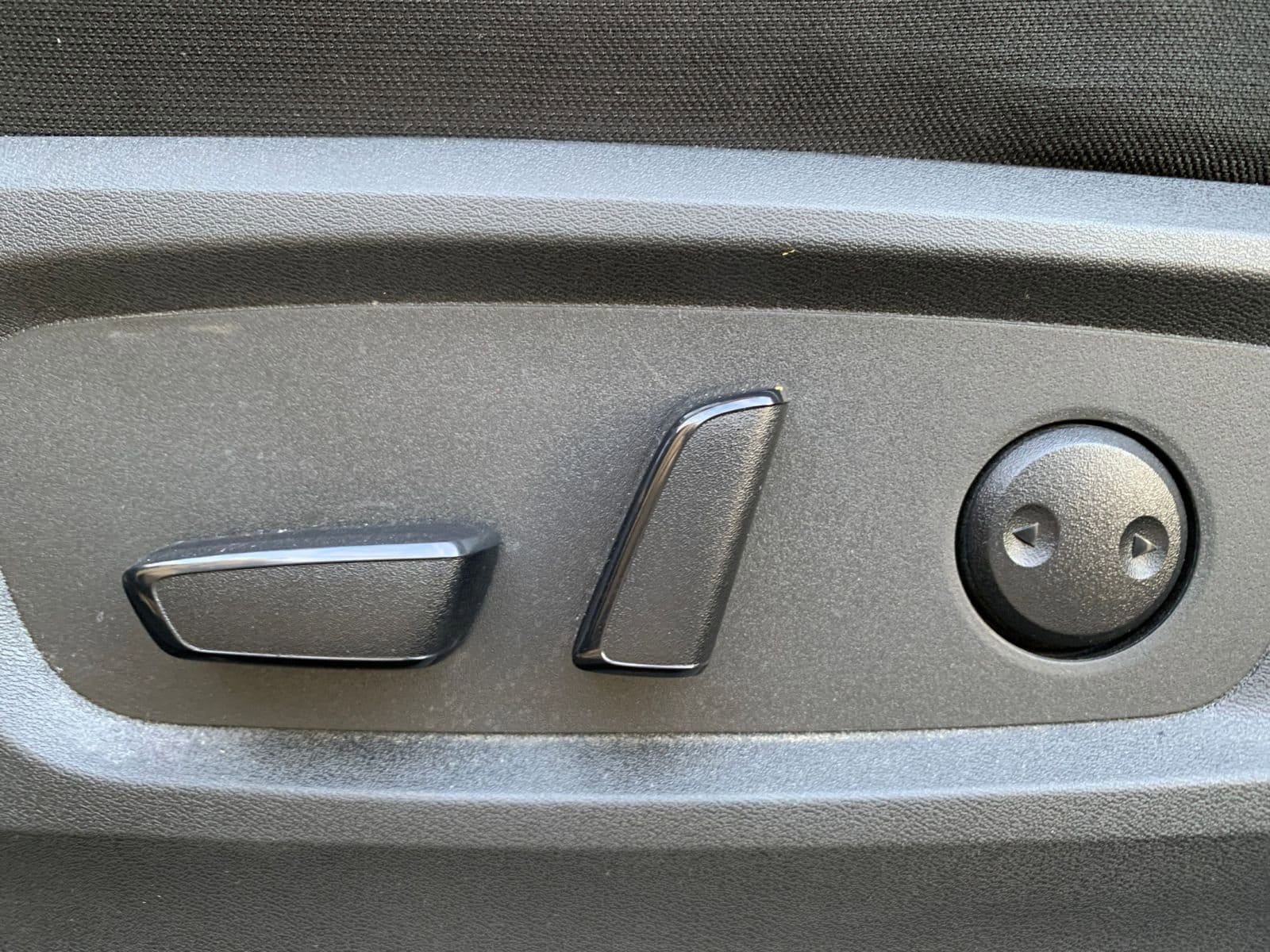 Thumbnail: 2025 Nissan Pathfinder - 25