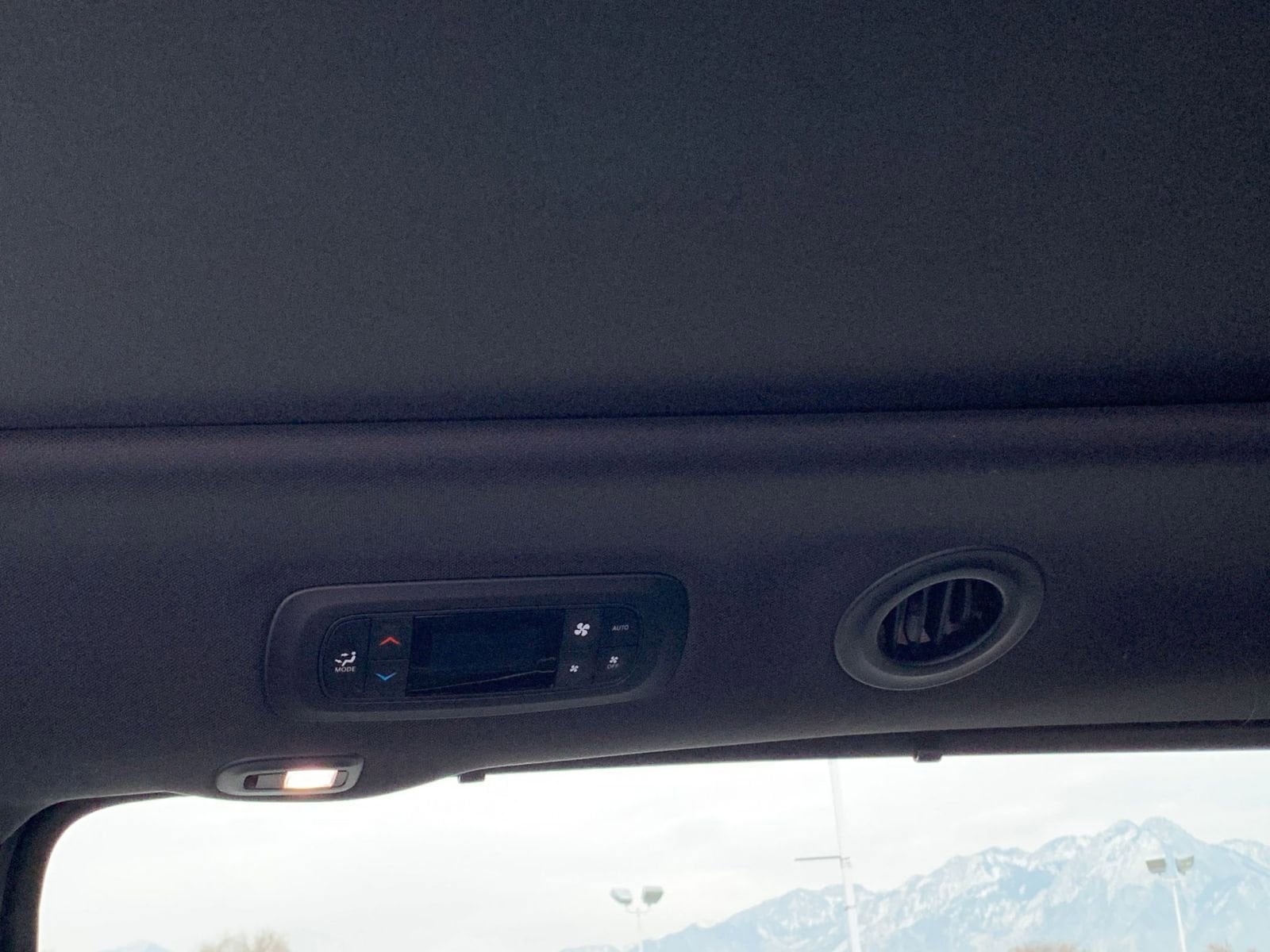 Thumbnail: 2025 Chrysler Pacifica - 28