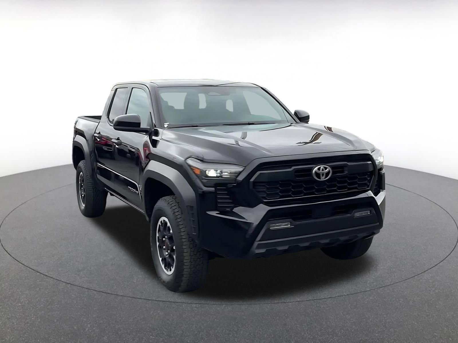 Thumbnail: 2025 Toyota Tacoma - 3