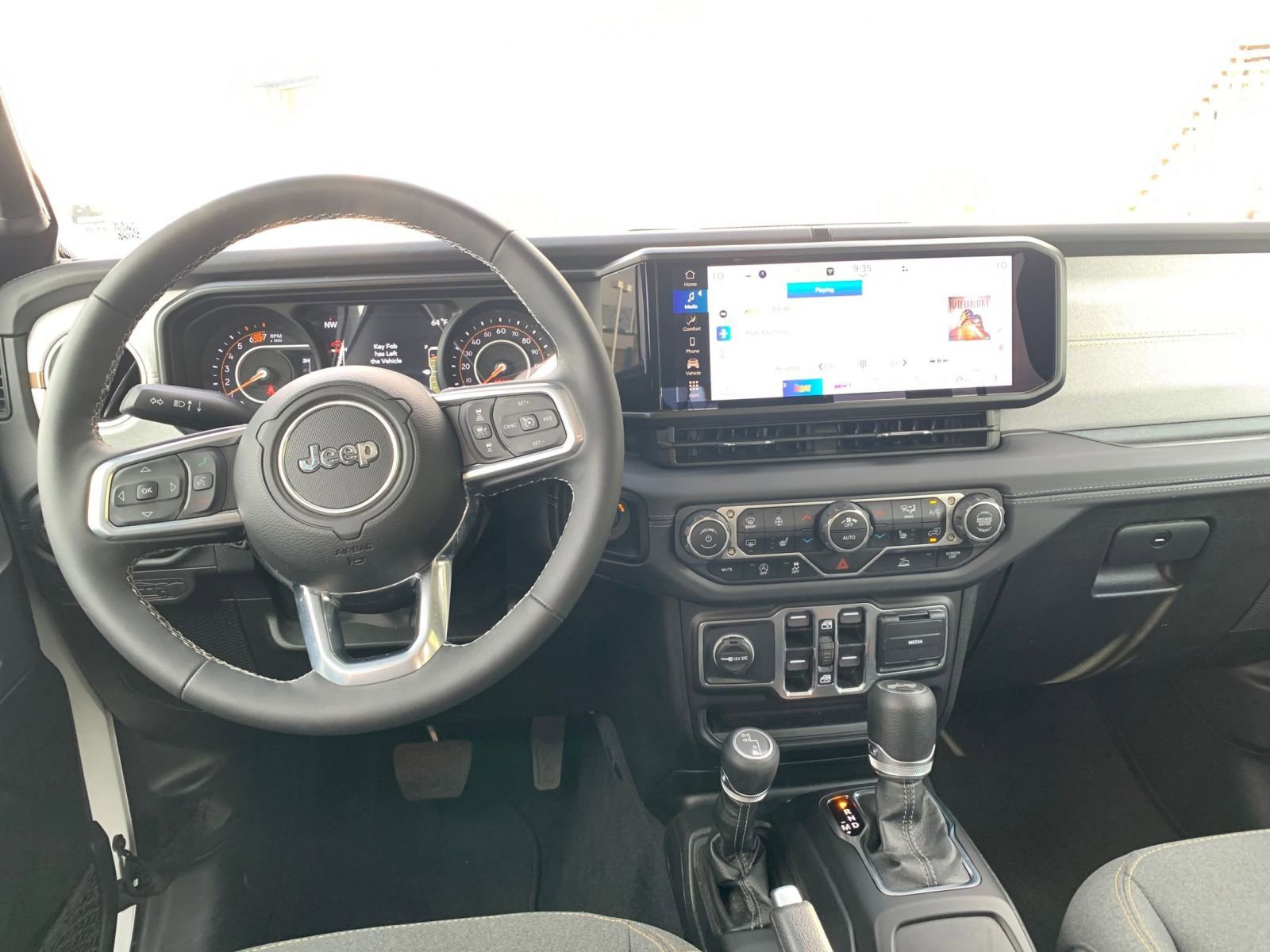 Thumbnail: 2025 Jeep Wrangler - 32