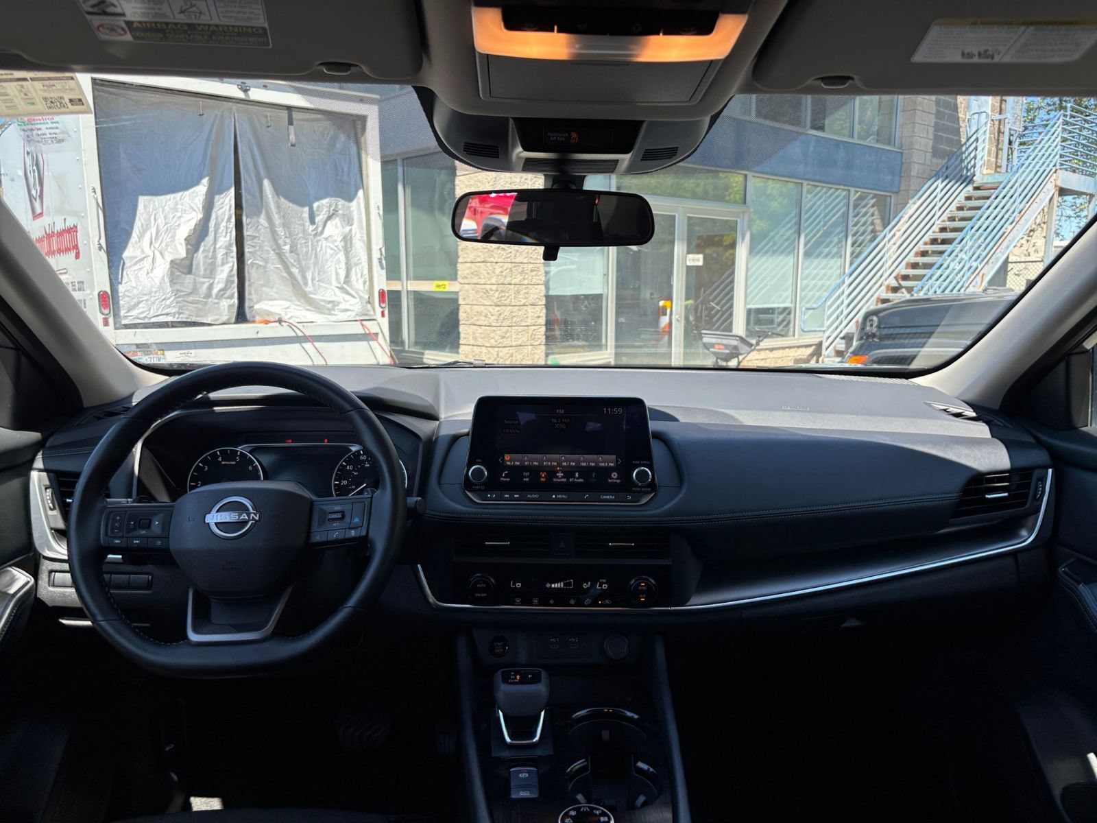 Thumbnail: 2025 Nissan Rogue - 30