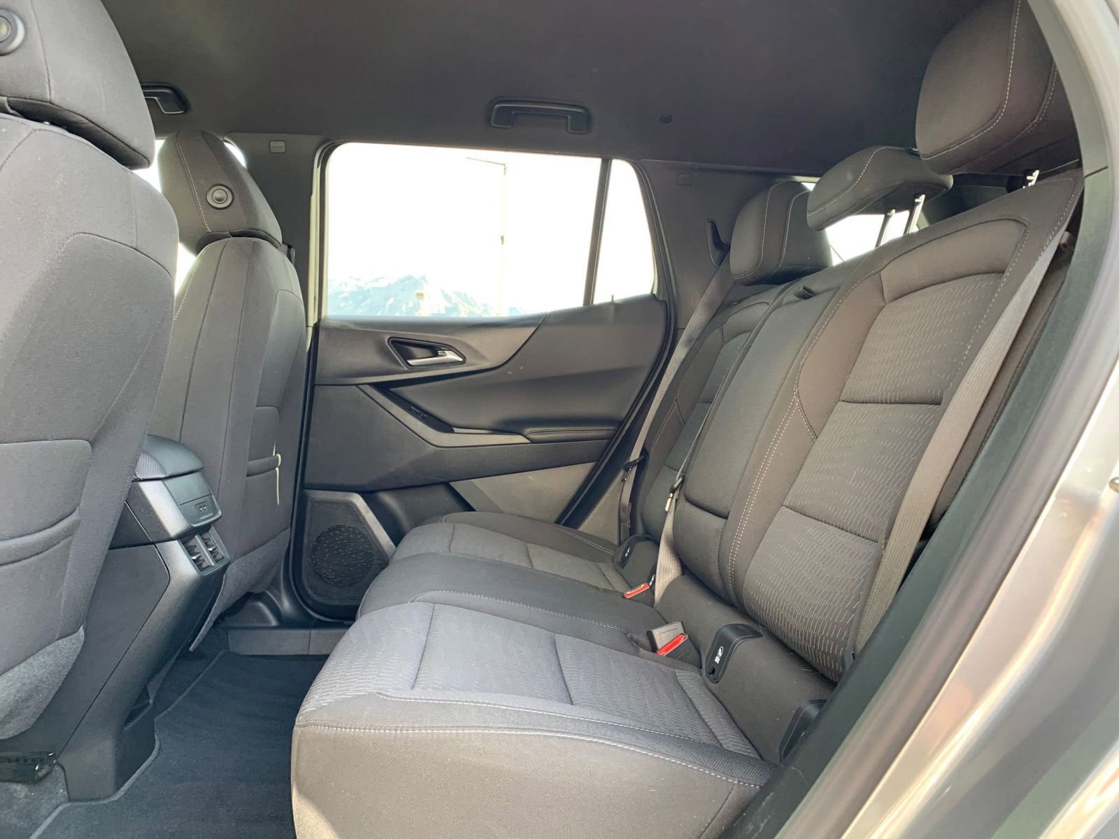 Thumbnail: 2025 Chevrolet Equinox - 24