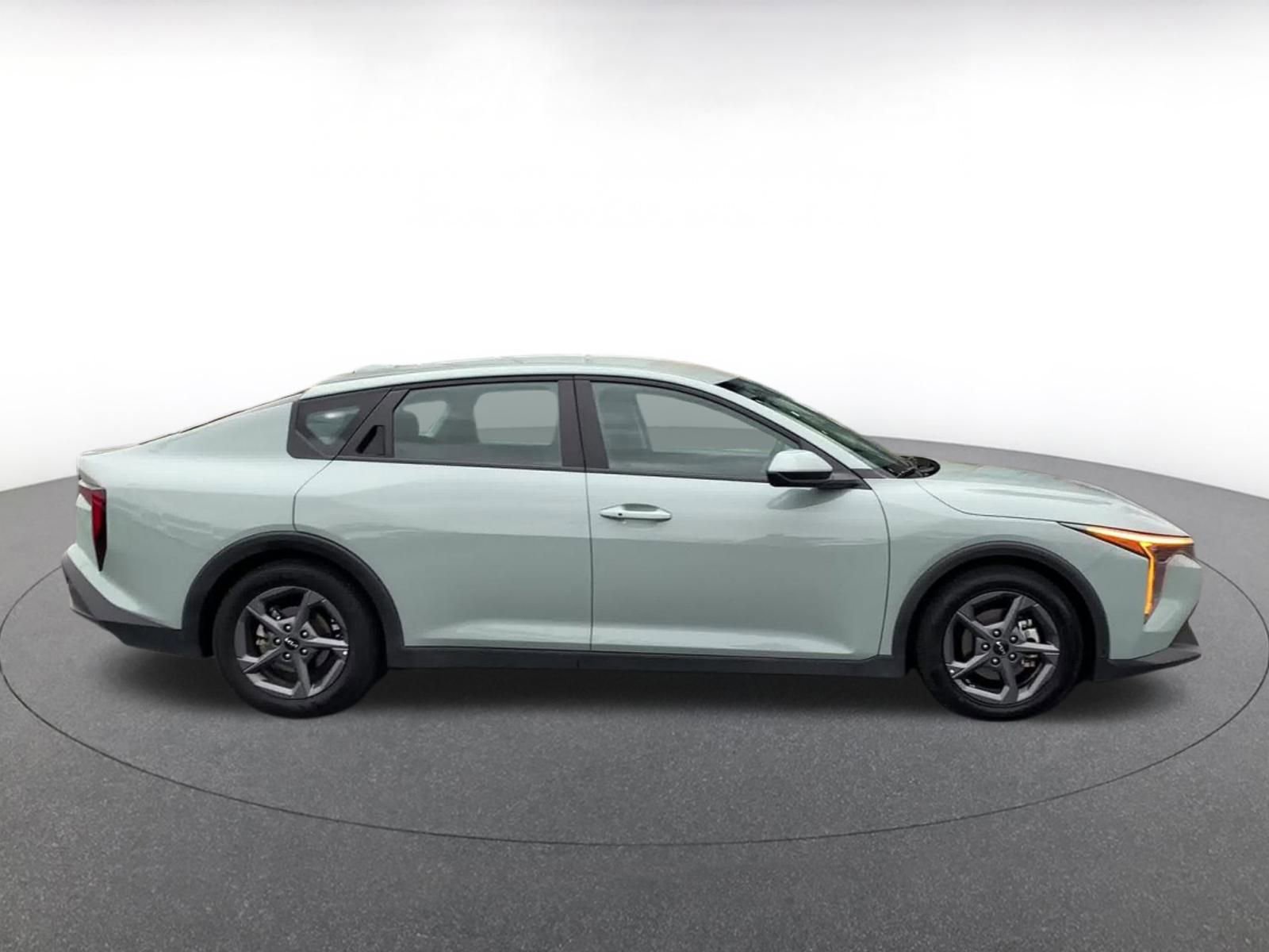 Thumbnail: 2025 Kia K4 - 17